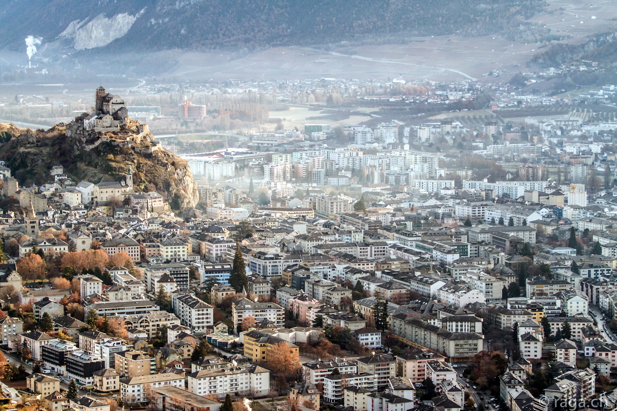 City Switzerland Cityscape Mountains Sierre 2048x1365