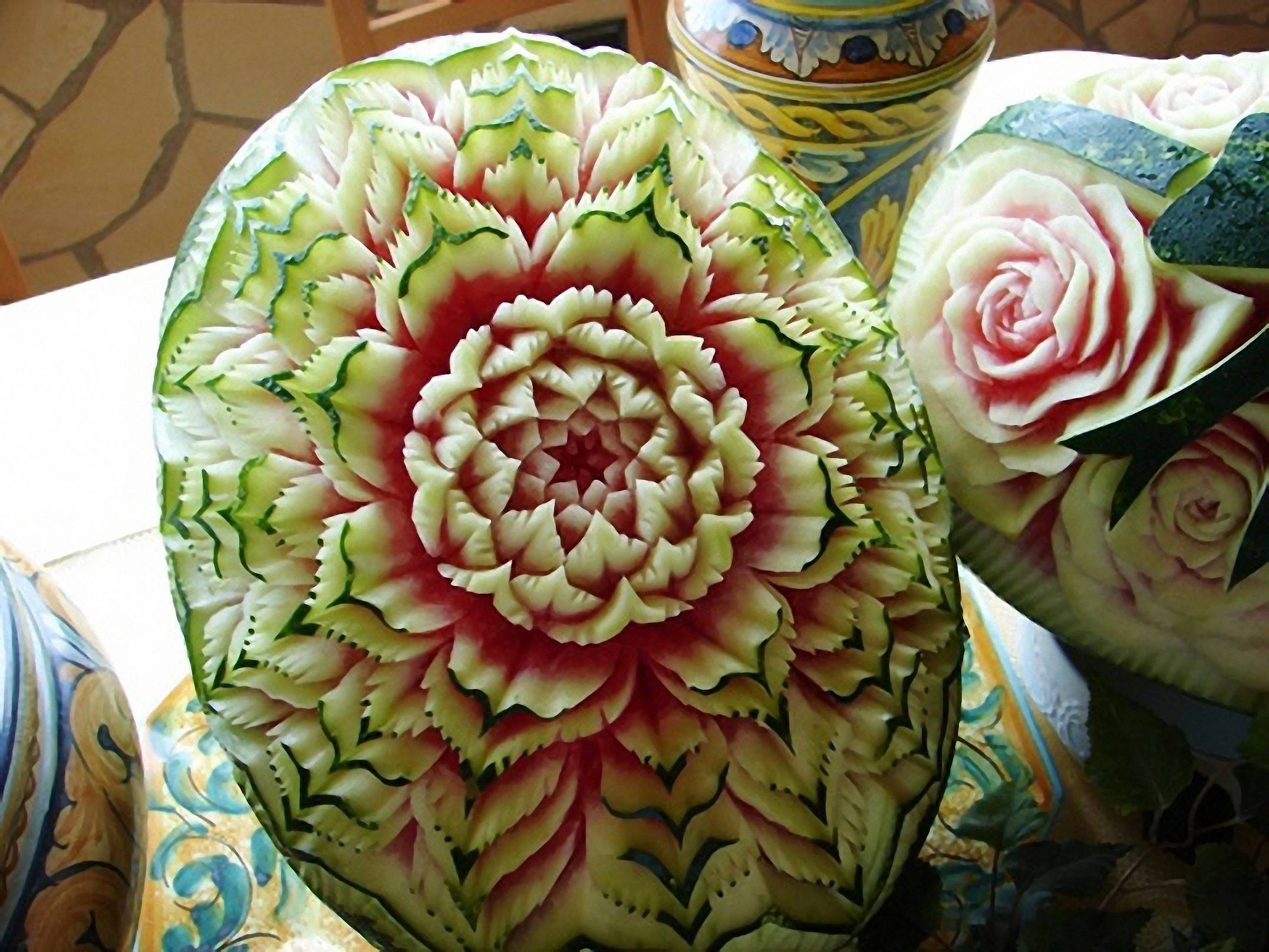 Food Artistic Flower Carving 2153x1615