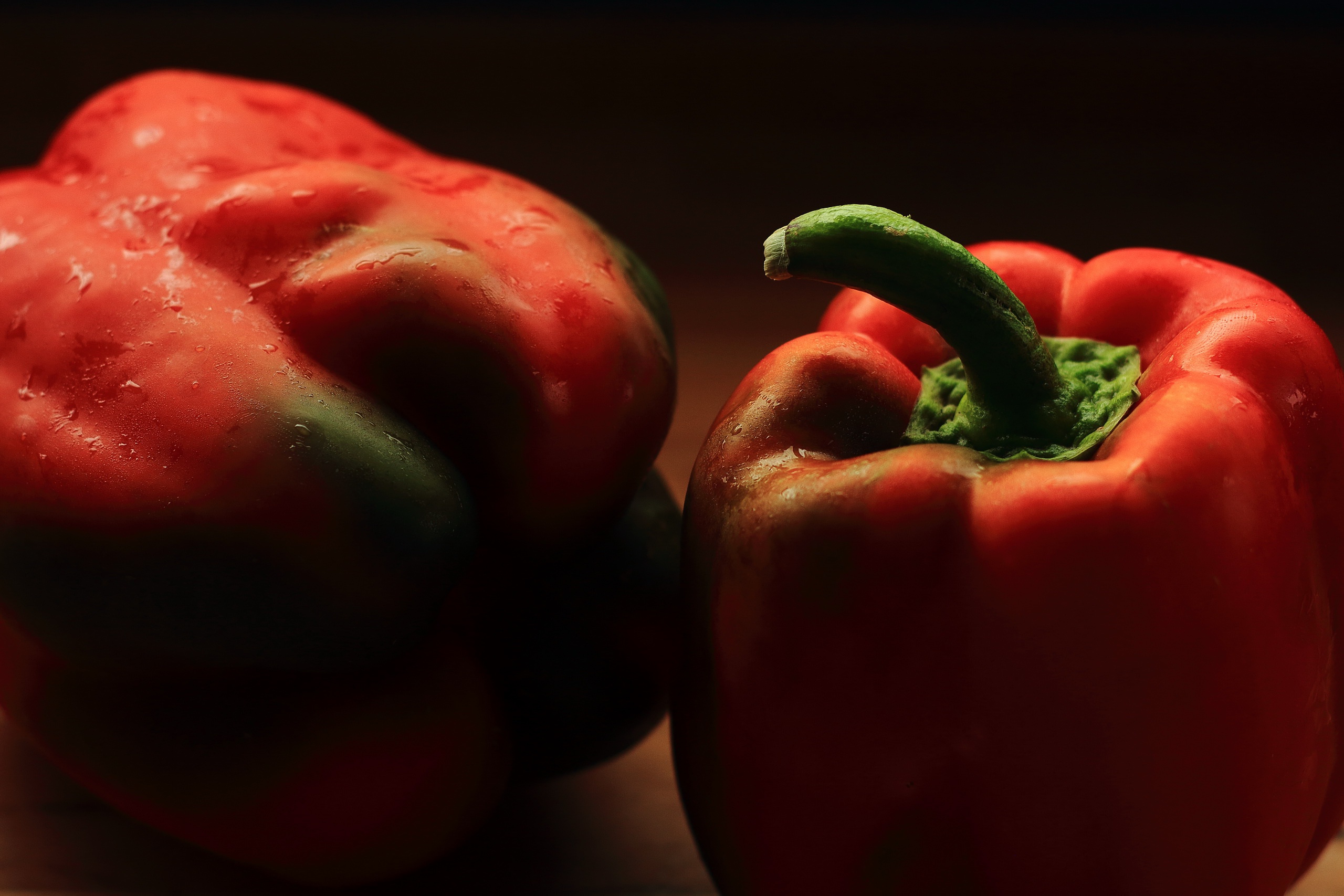 Vegetables Red Green Dark Bell Peppers Peppers 2560x1707