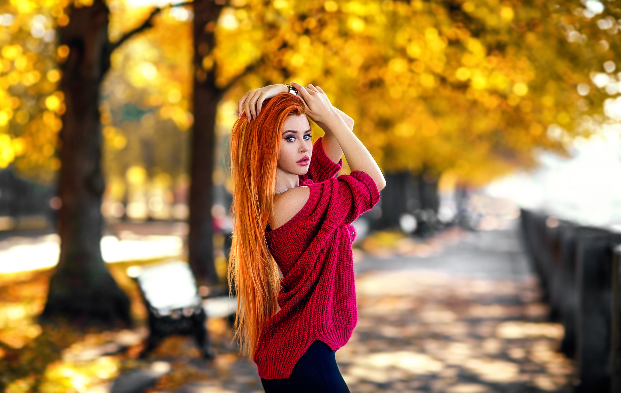 Dana Bounty Women Model Redhead Long Hair Looking At Viewer Side View Portrait Sidewalks Depth Of Fi 2560x1621