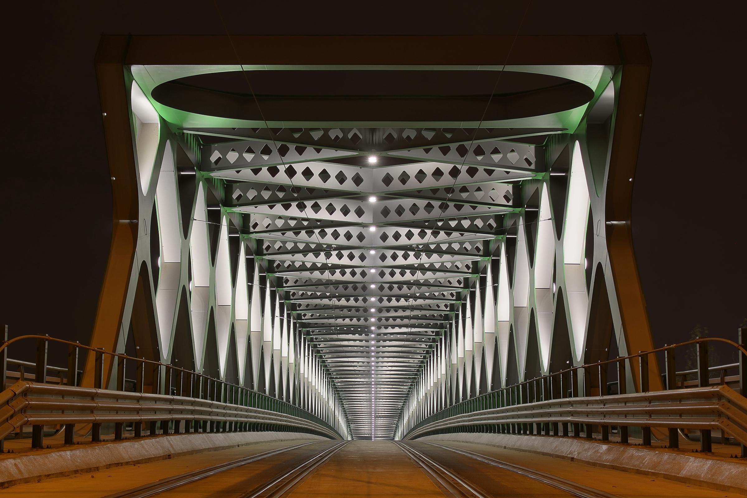 Architecture Bridge Bratislava Slovakia Night Lights Steel Road Symmetry 2400x1600