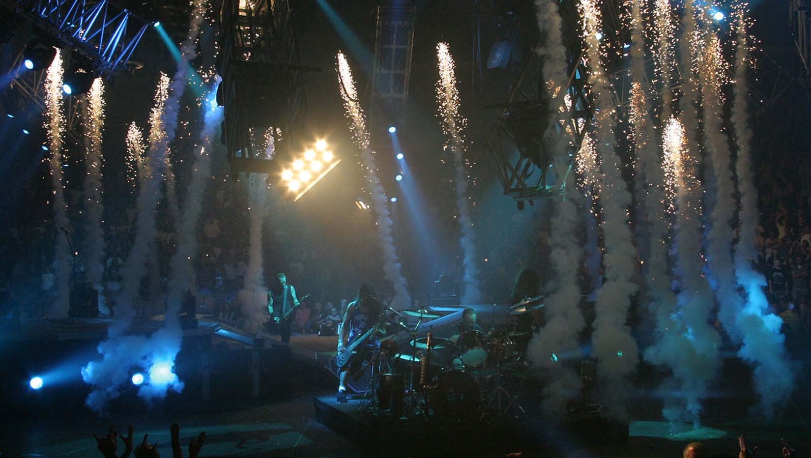 Big 4 Concerts Lars Ulrich Kirk Hammett James Hetfield Heavy Metal Pyrotechnics 1594x900