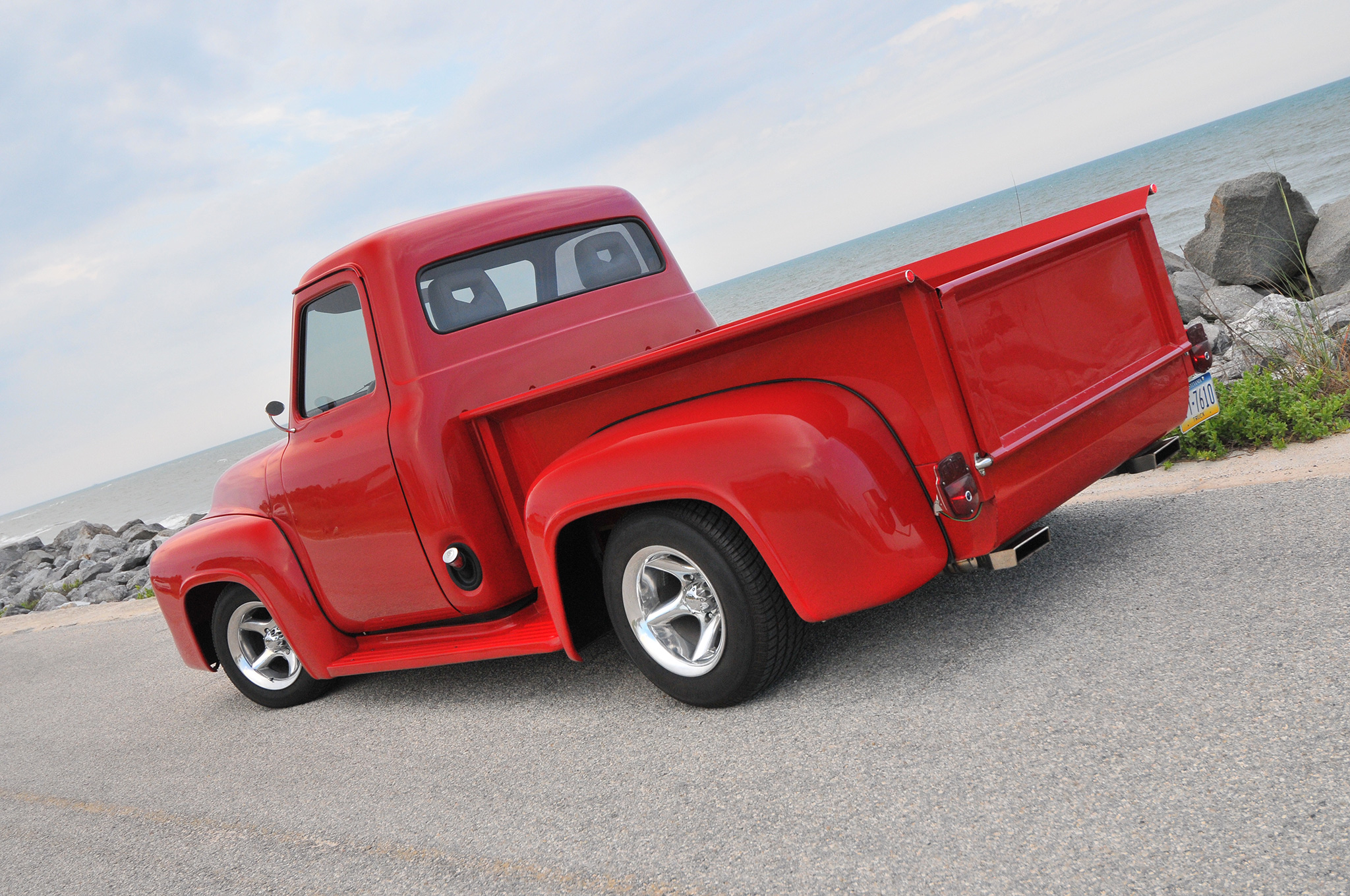 1955 Ford F 100 Hot Rod Pickup Truck 2048x1360