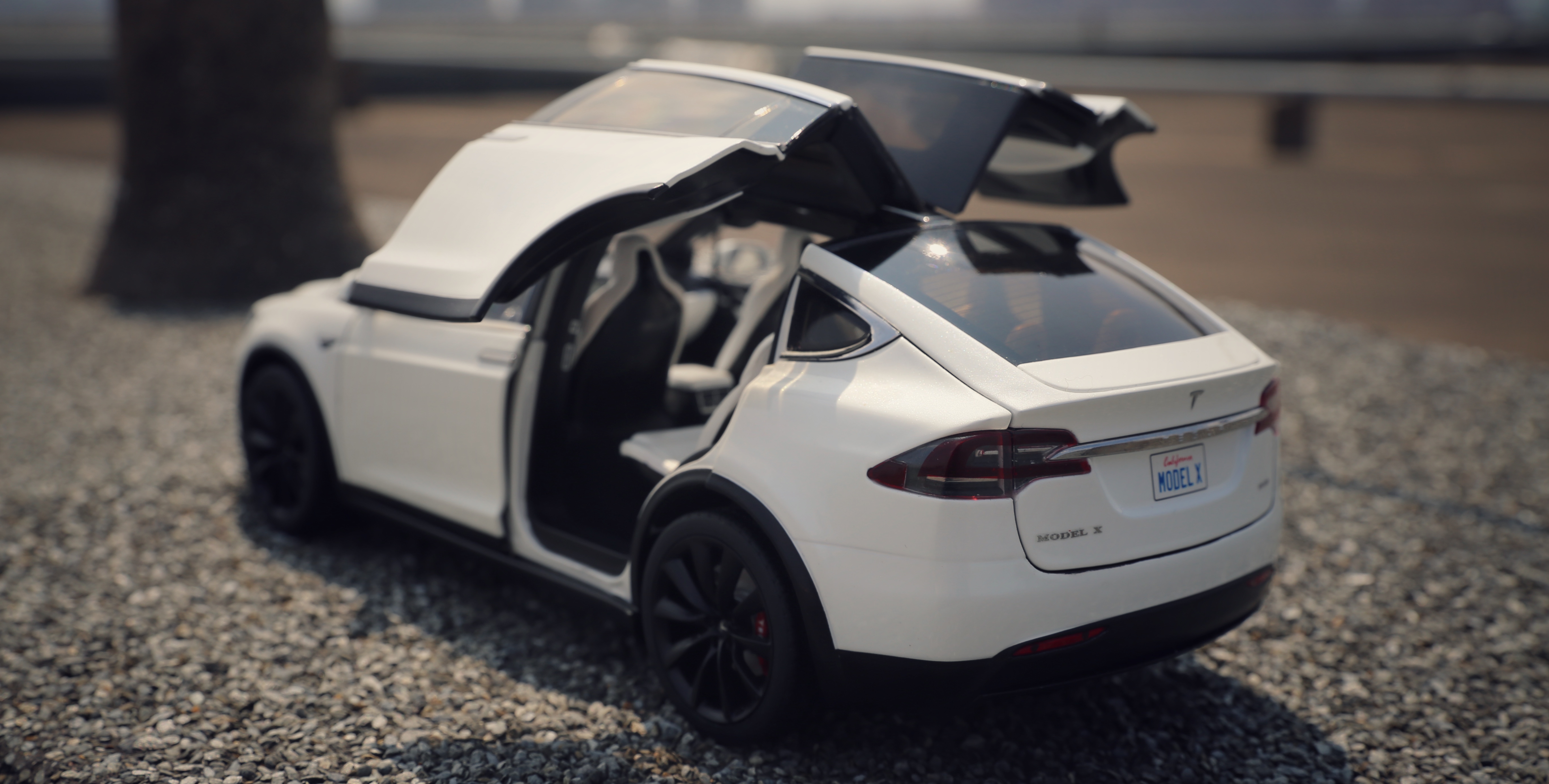 Tesla Tesla Model X White Motors Electric Car SUV 5472x2771