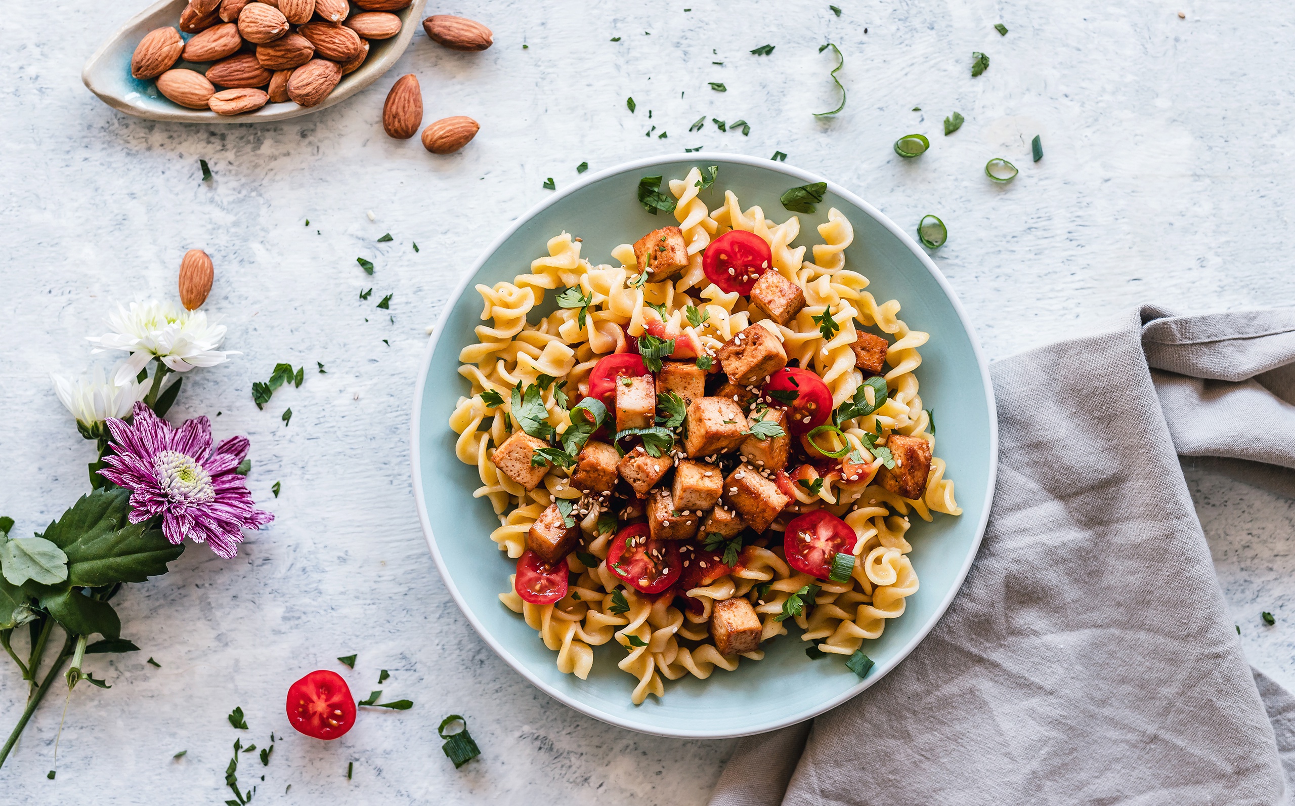 Food Tomatoes Pasta Herb Nuts Flowers Almonds 2560x1593