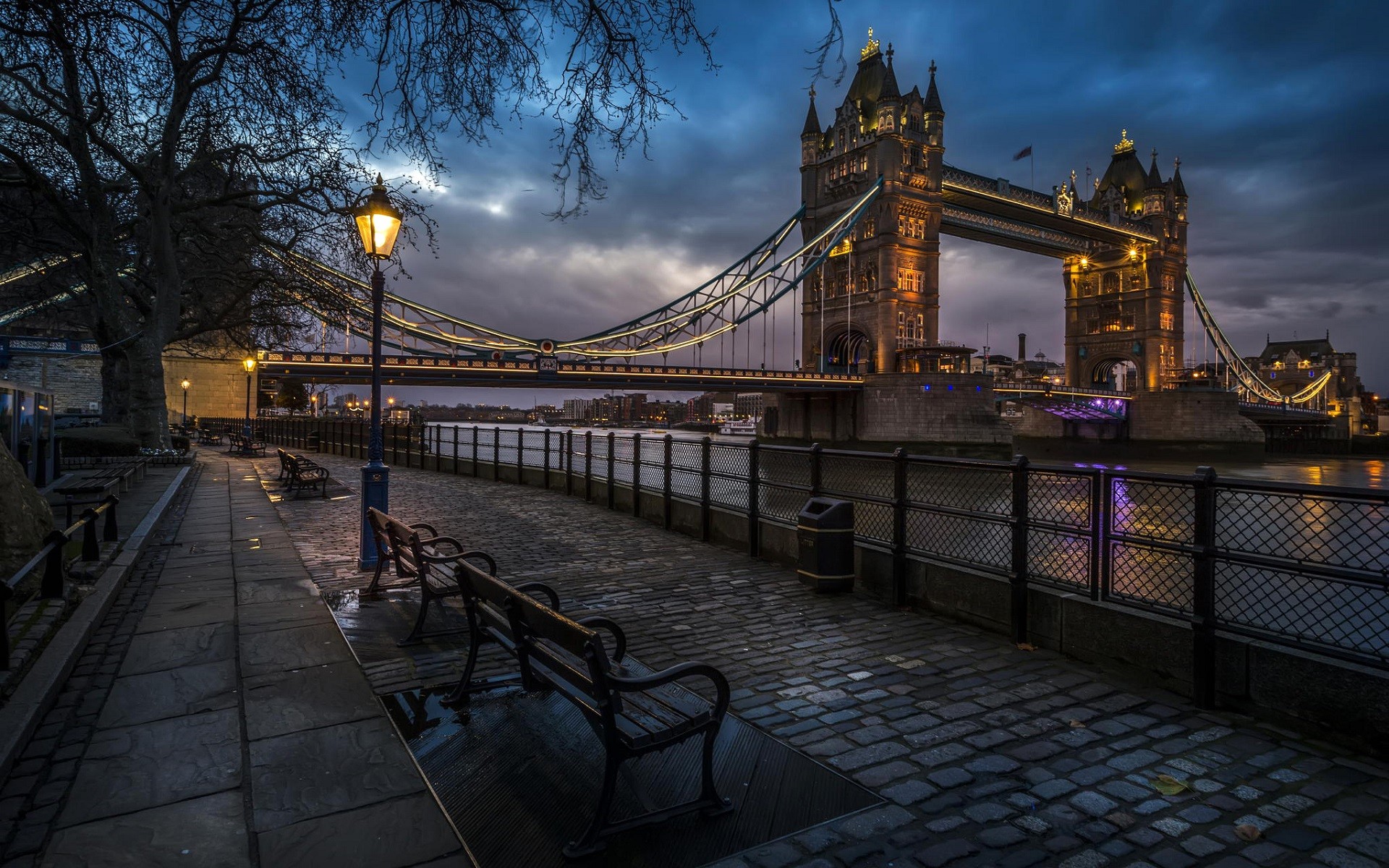 City London England Tower Bridge Bridge Street Street Light Night Cobblestone River Thames 1920x1200