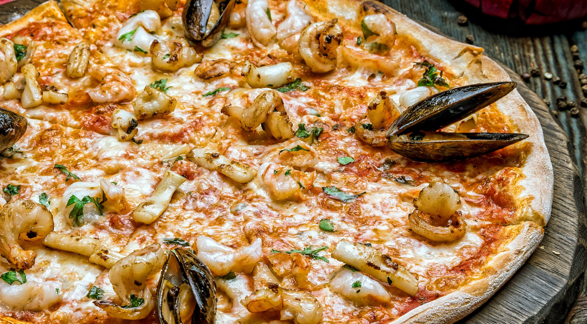 Food Seafood Pizza Mussels Wooden Surface 1919x1060