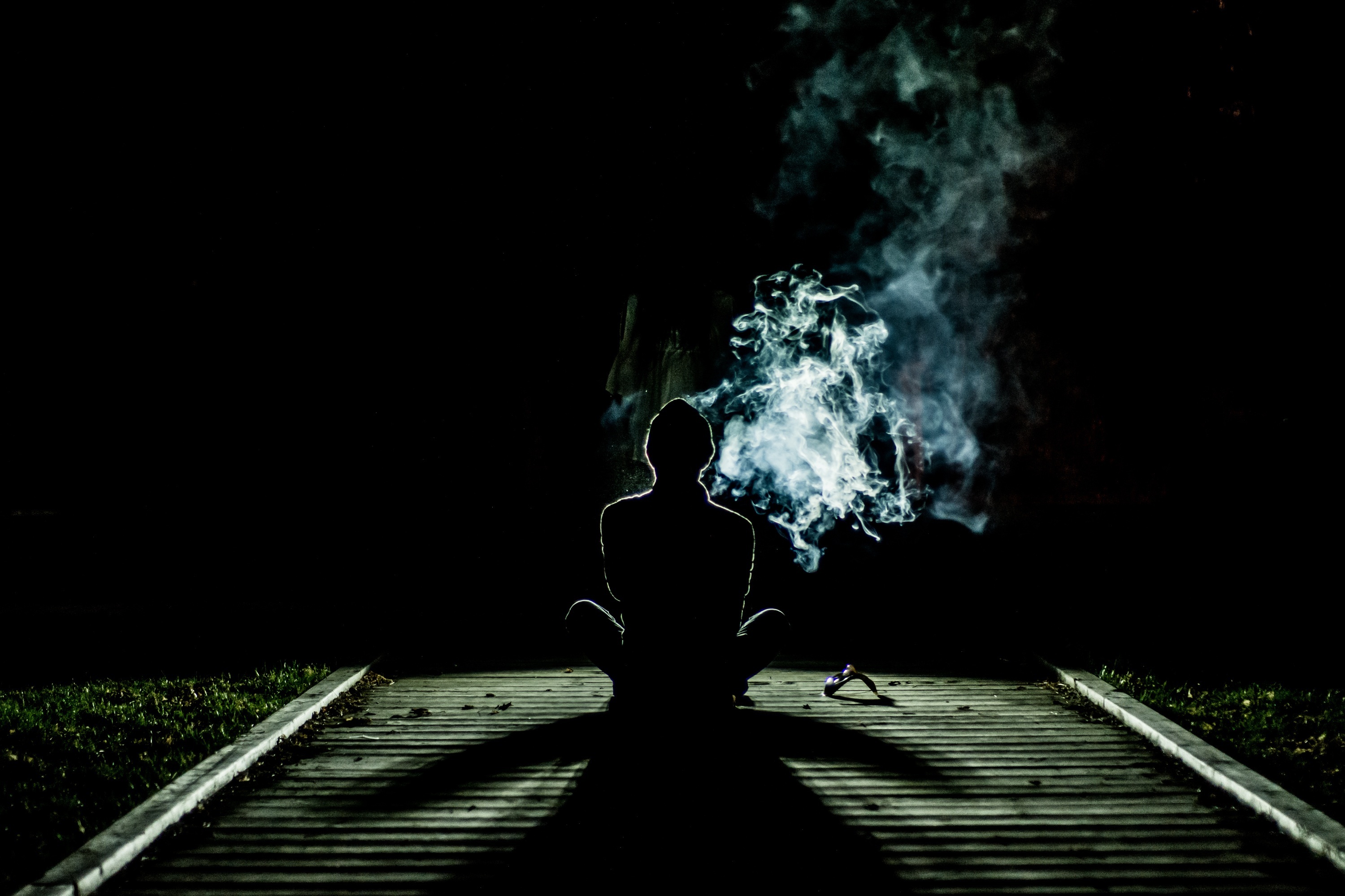 People Smoke Silhouette Night Black Alone Meditation Spiritual 3000x2000