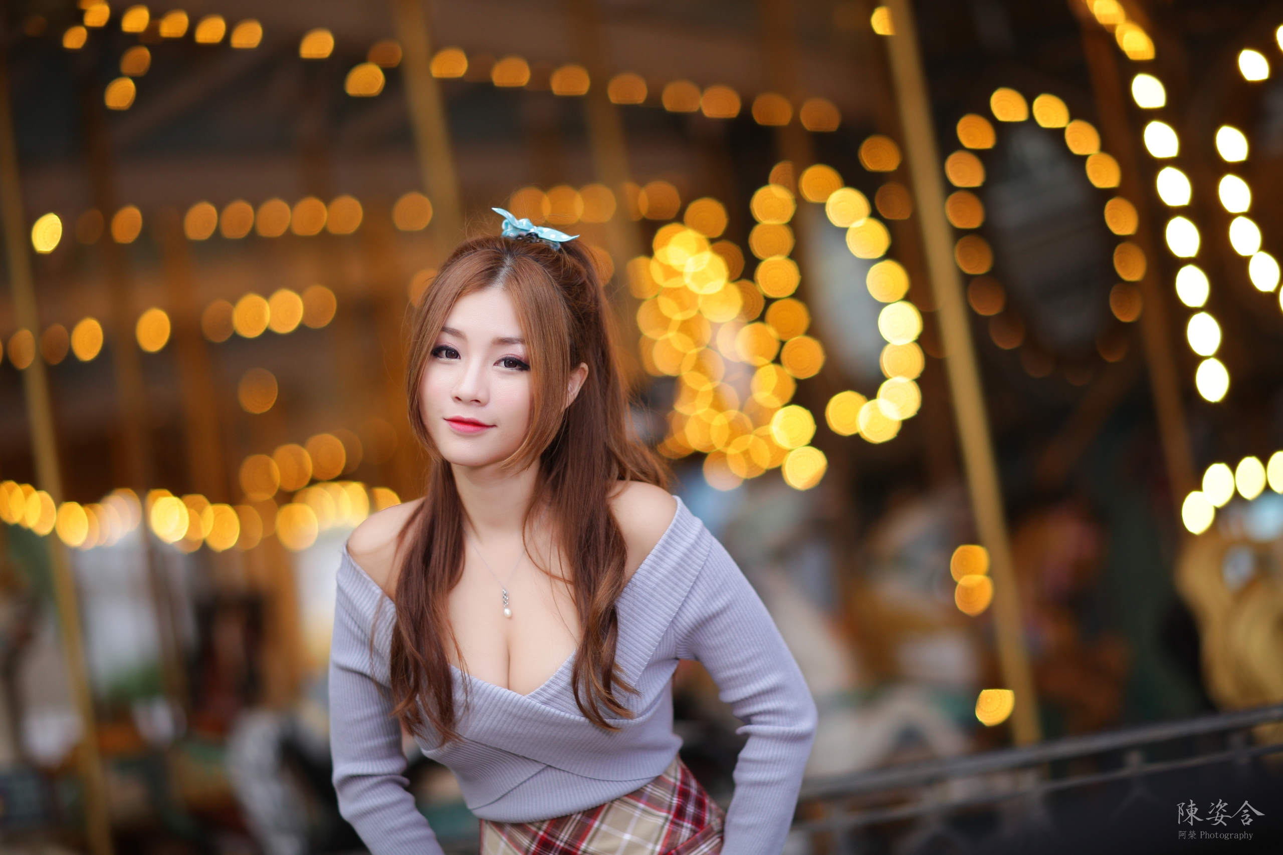 Karry Chen Women Model Brunette Long Hair Looking At Viewer Smiling Portrait Asian Bare Shoulders Ne 2560x1707