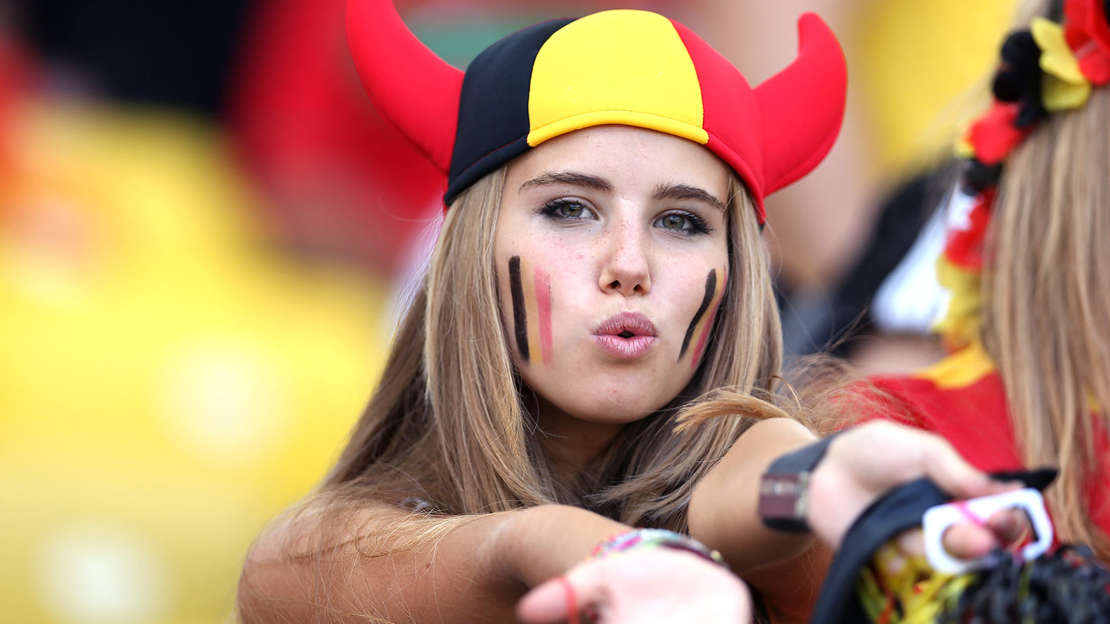 Axelle Despiegelaere FiFA World Cup Women Belgium Face Paint Freckles Horns Hat Blonde Celebrity 1600x900