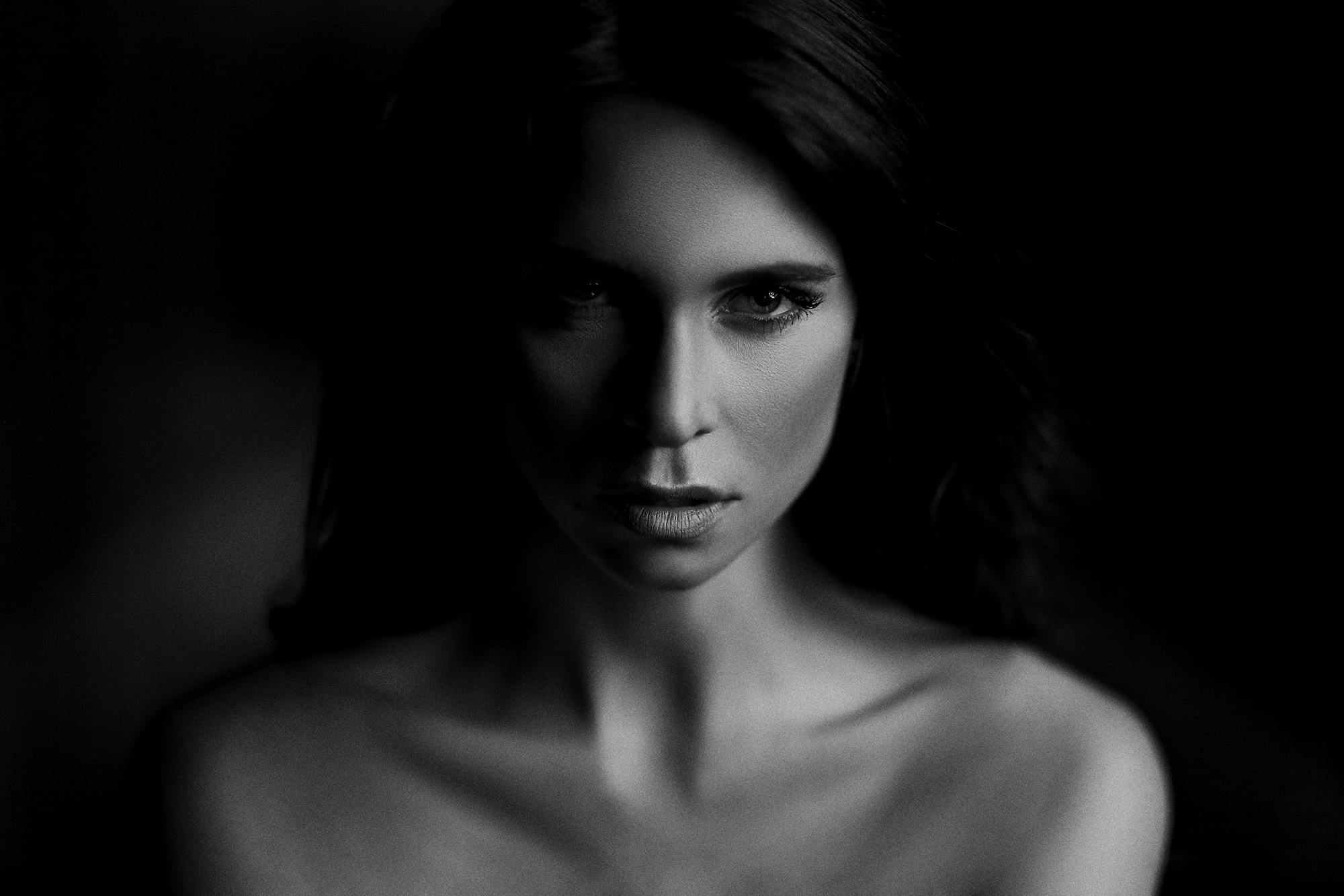 Women Portrait Face Bare Shoulders Monochrome Alex Heitz 2000x1333