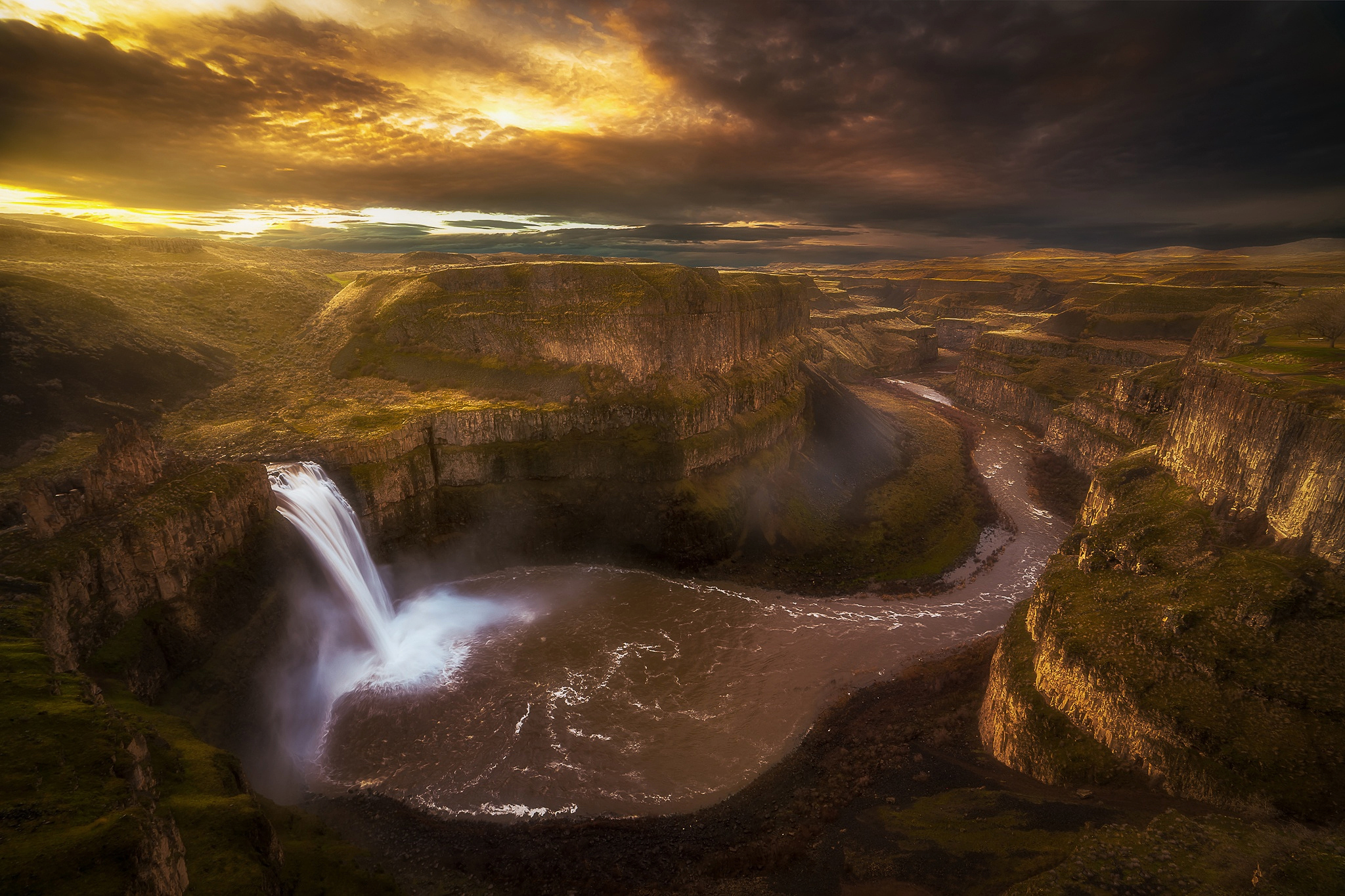 Earth Waterfall Canyon Sunset Landscape 2048x1365