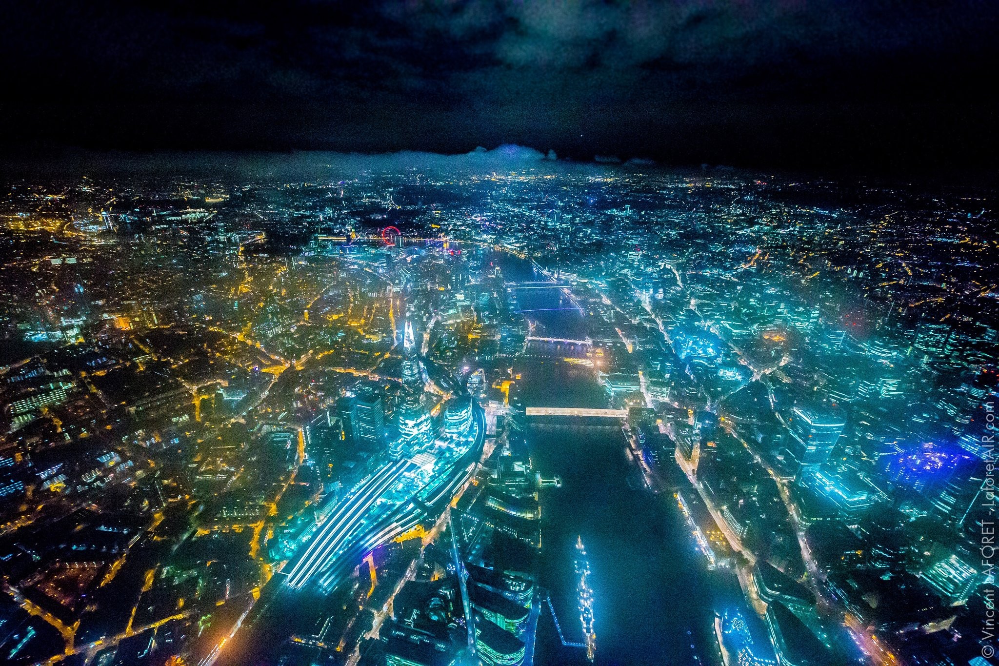 Vincent Laforet London Cityscape Cyan City City Lights Aerial View Night Noise 2048x1365
