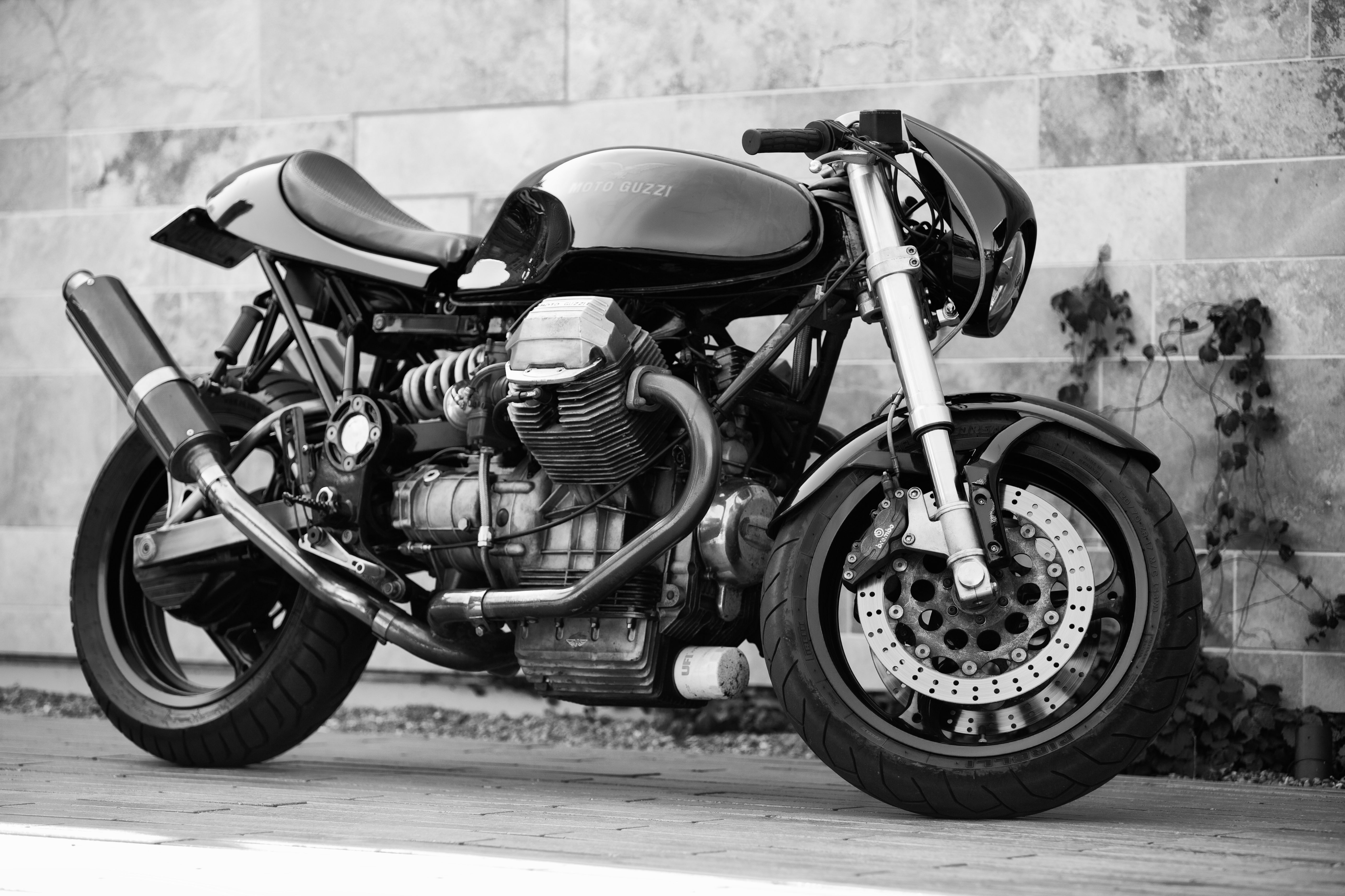 Vehicles Moto Guzzi 5616x3744