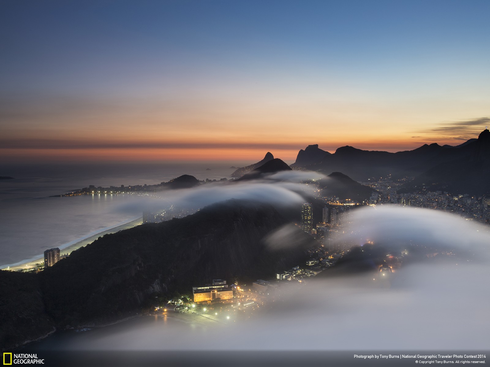 Nature Landscape Mountains Evening Mist National Geographic Cityscape City Lights Rio De Janeiro Bra 1600x1200