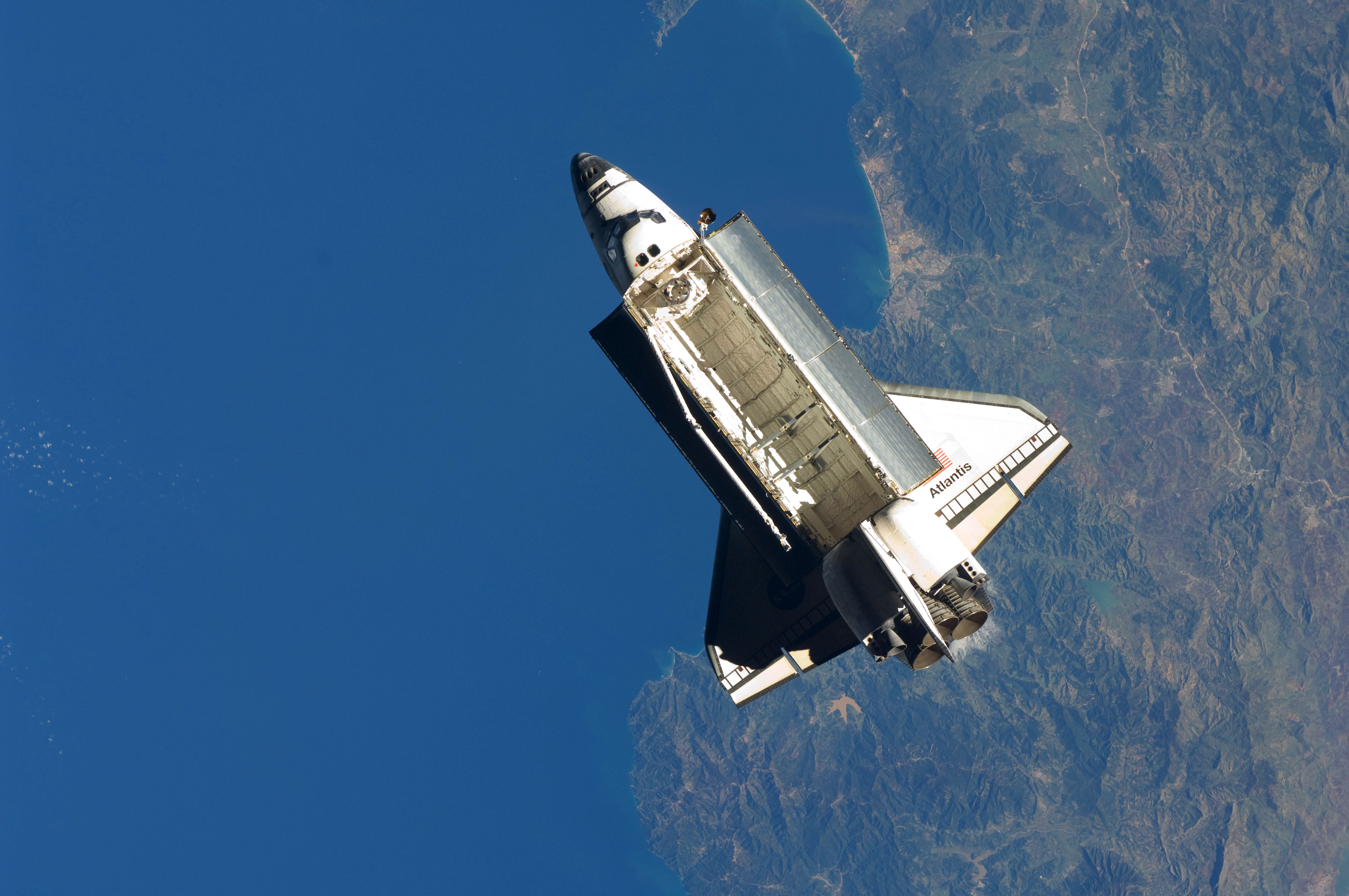 Space Shuttle Atlantis Space Aerial NASA International Space Station 4288x2848