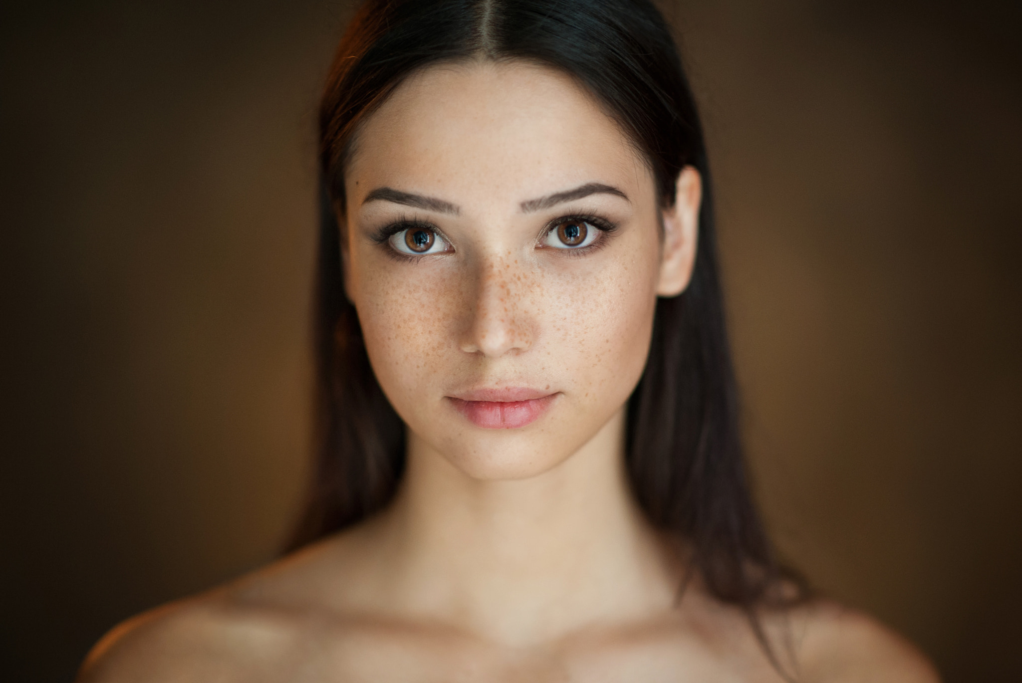 Women Mariya Volokh Face Portrait Freckles Maxim Maximov Brunette Brown Eye...