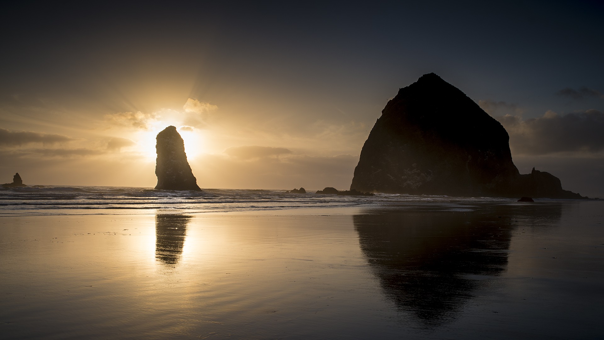 Coast Rock Cannon Beach Beach Sun Rays Sea Oregon 1920x1080