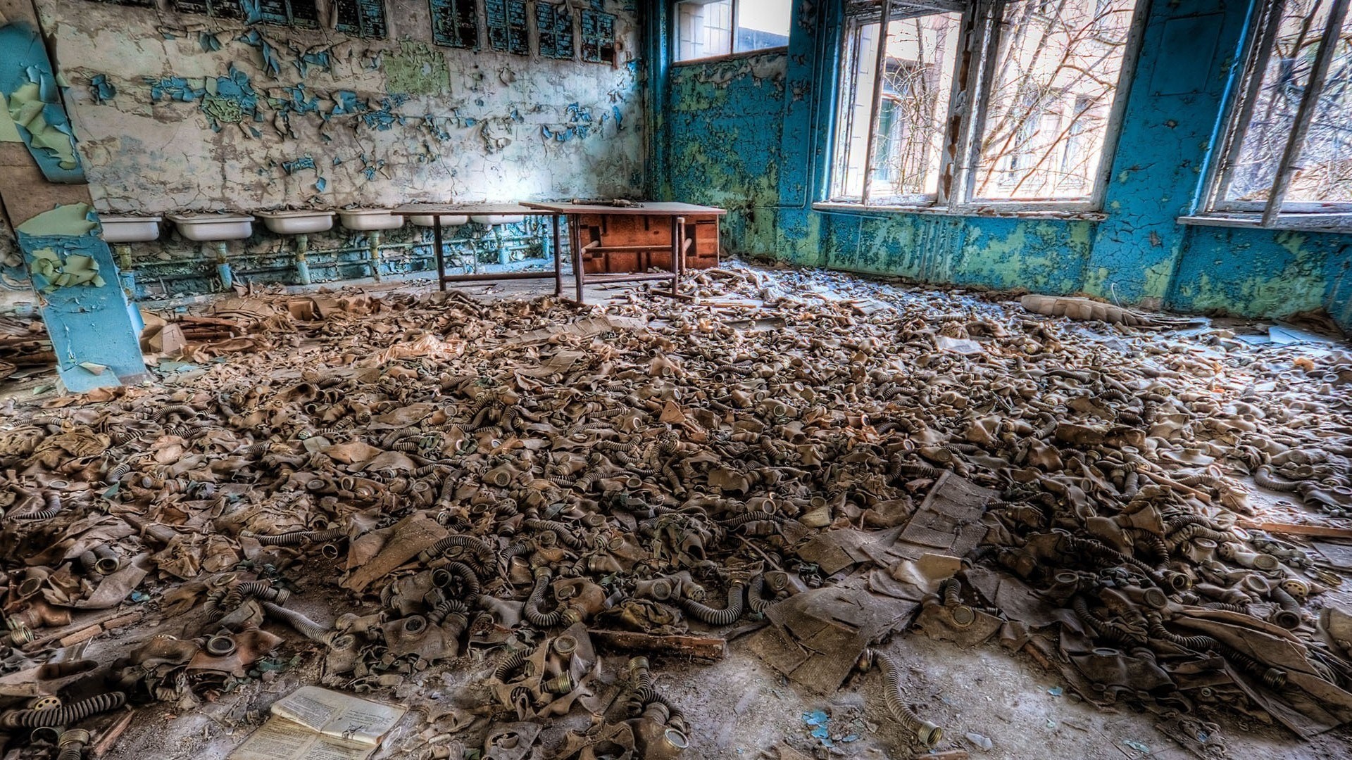 Interior Abandoned Window Room Gas Masks HDR Empty Chernobyl Ukraine Table Pripyat Radioactive 1920x1080