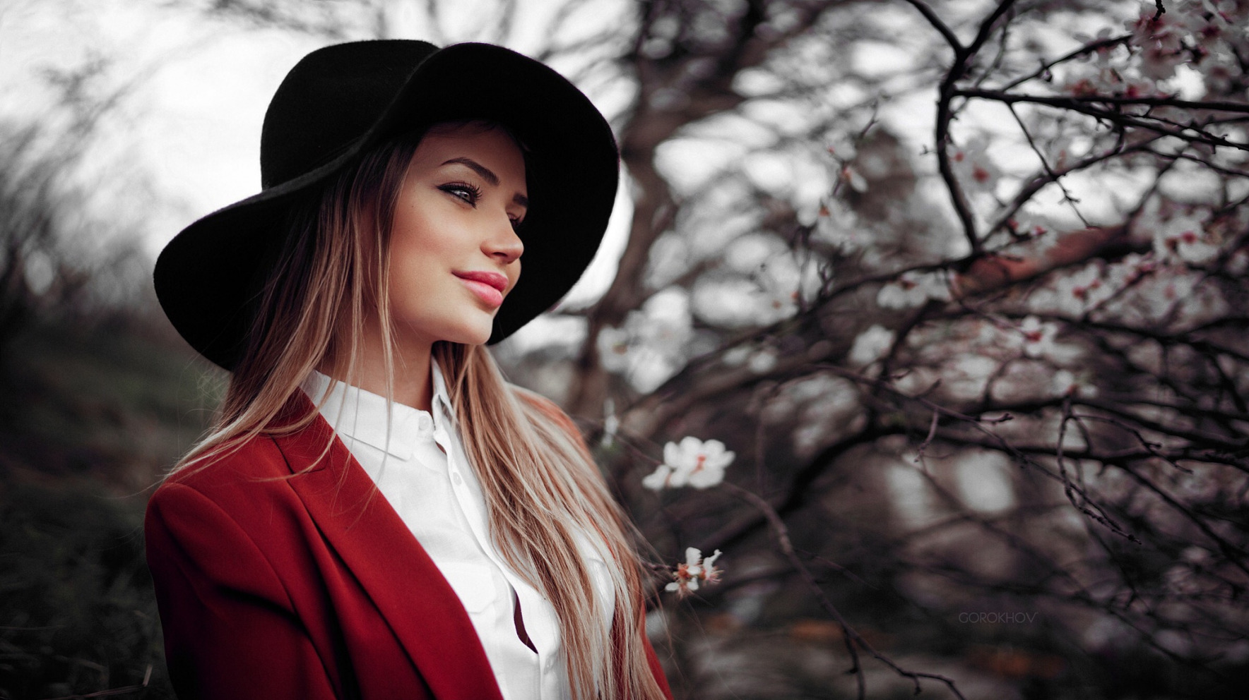 Maria Puchnina Model Black Hat Red Coat White Shirt Blonde Long Hair Ivan Gorokhov Women With Hats M 1768x992