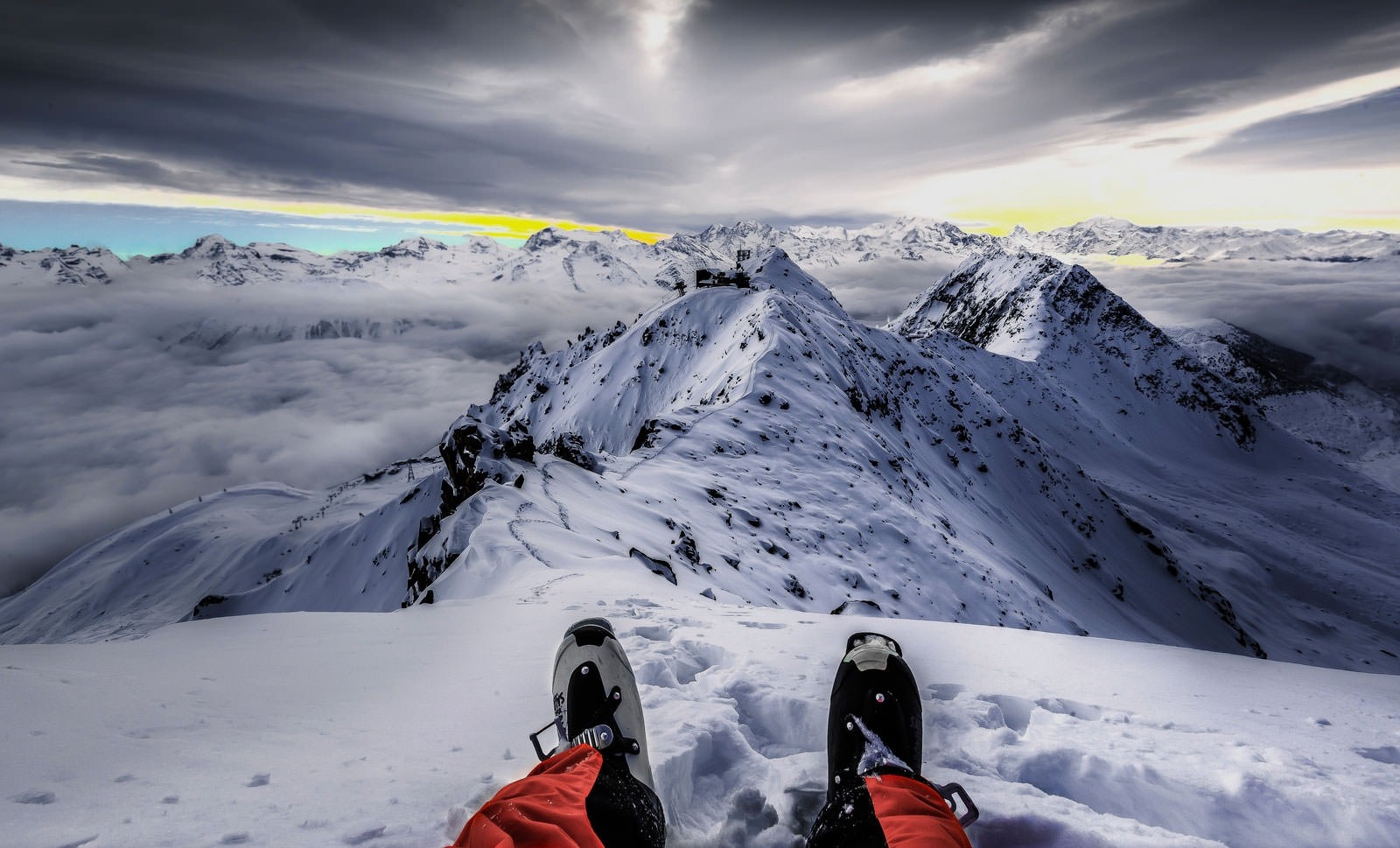 Nature Landscape Photography Summit Mountains Snow Clouds Winter 1600x969