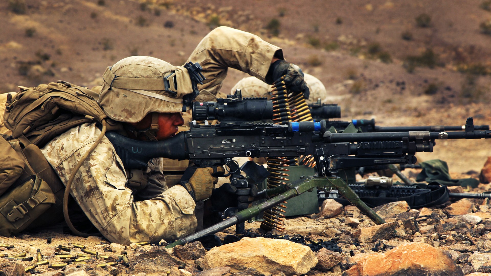 War M240 Soldier Aiming 1920x1080