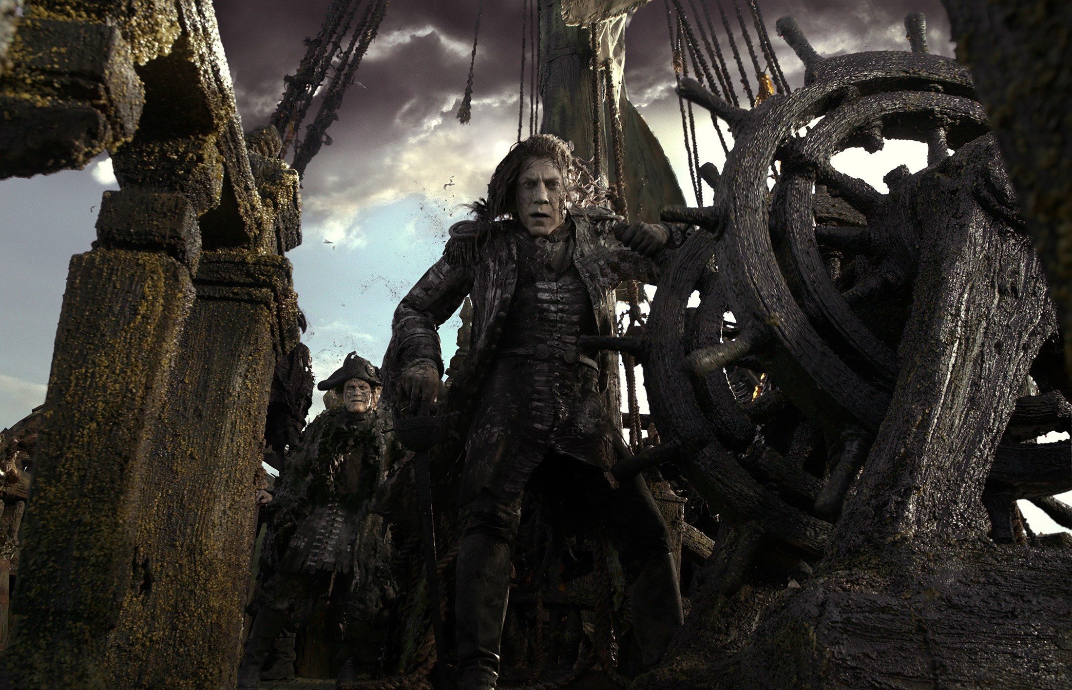 Pirates Of The Caribbean Dead Men Tell No Tales Movies Pirates Of The Caribbean Javier Bardem 2200x1416