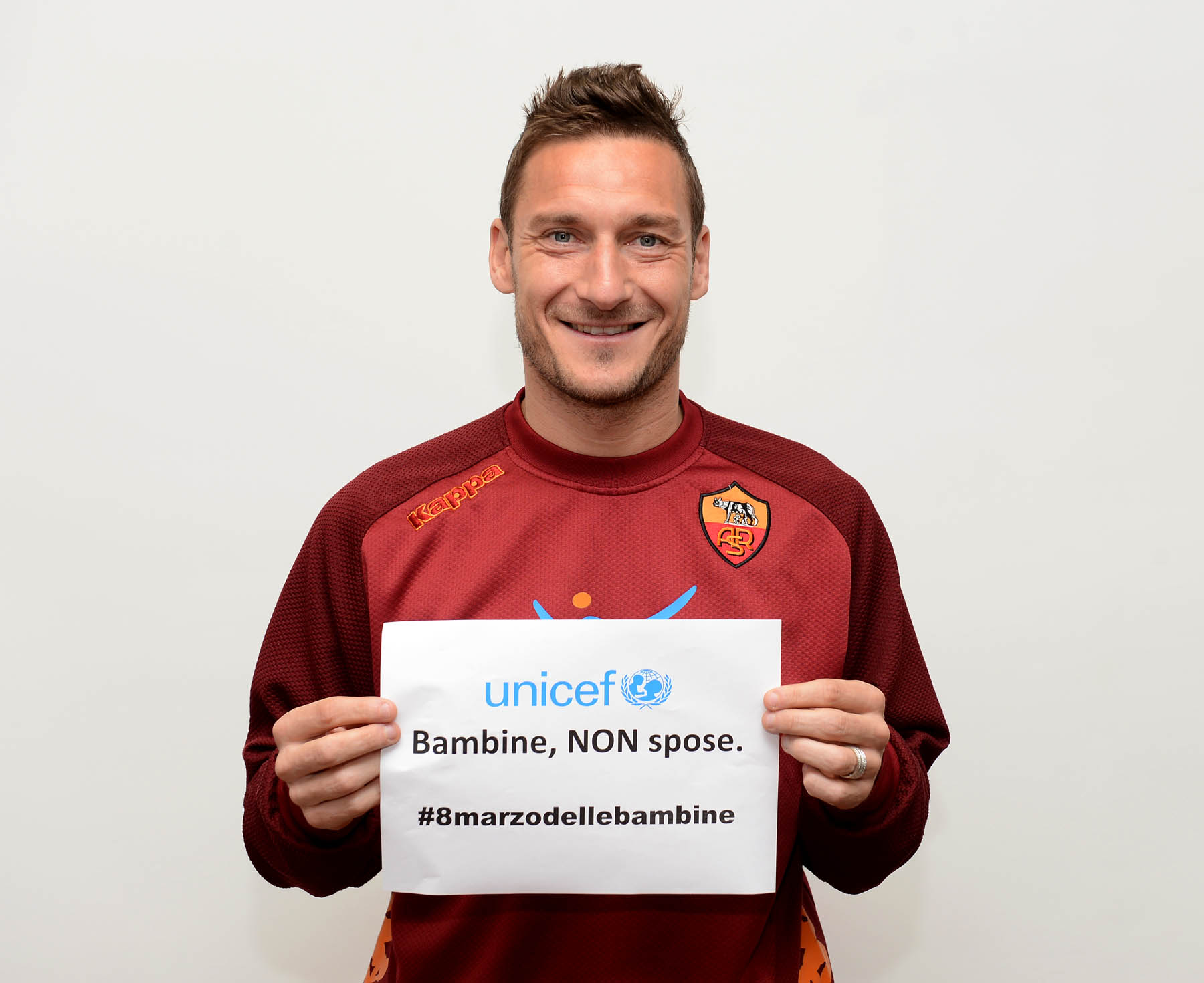 Francesco Totti UNiCEF Children AS Roma ASR Soccer Football Player 1800x1470