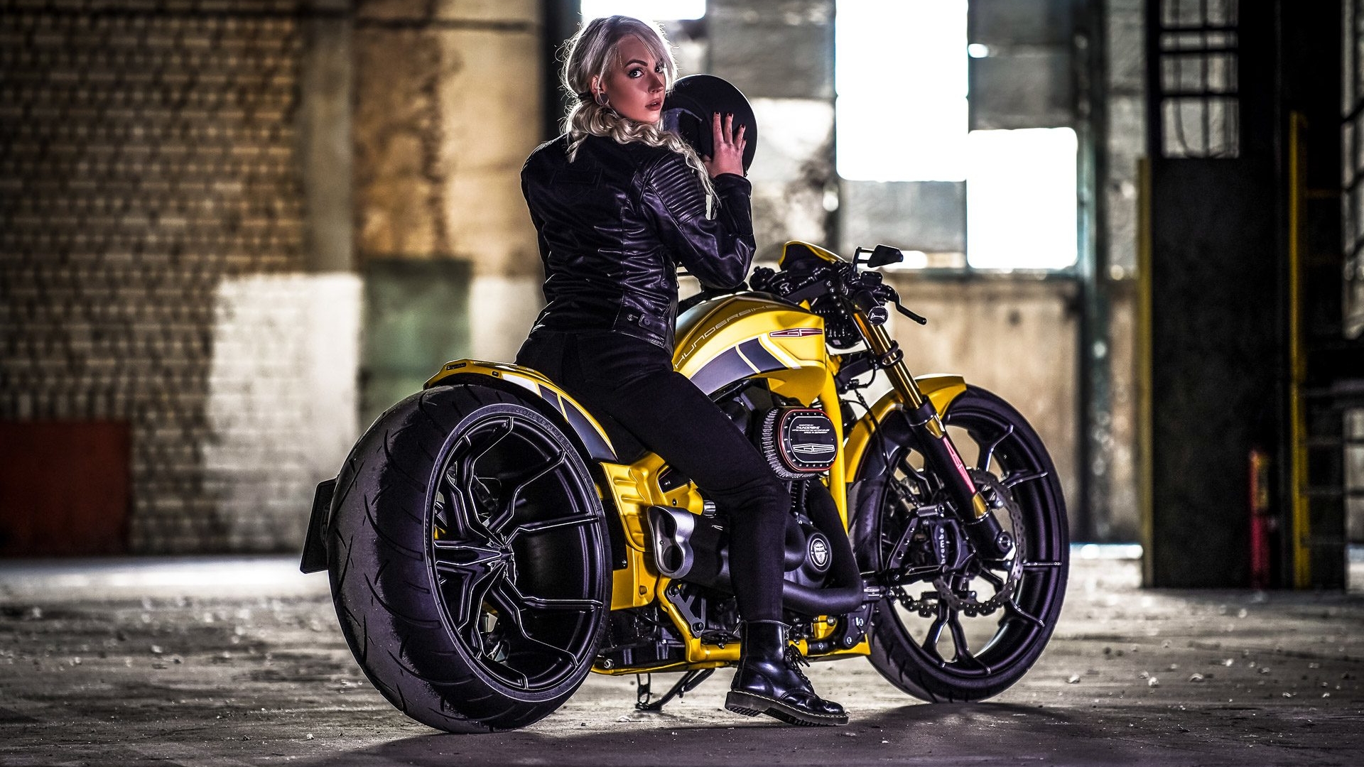 Women Model Long Hair Motorcycle Women With Motorcycles Women With Bikes Black Clothing Garages Helm 1920x1080