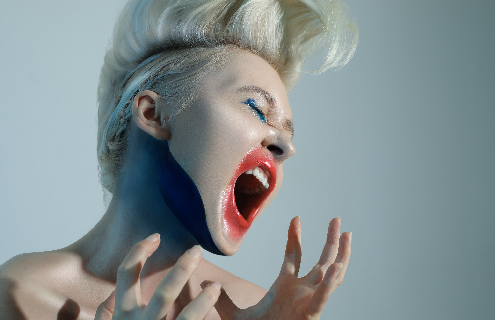 Screaming Women Model Body Paint Blonde Open Mouth Closed Eyes Studio 2048x1325