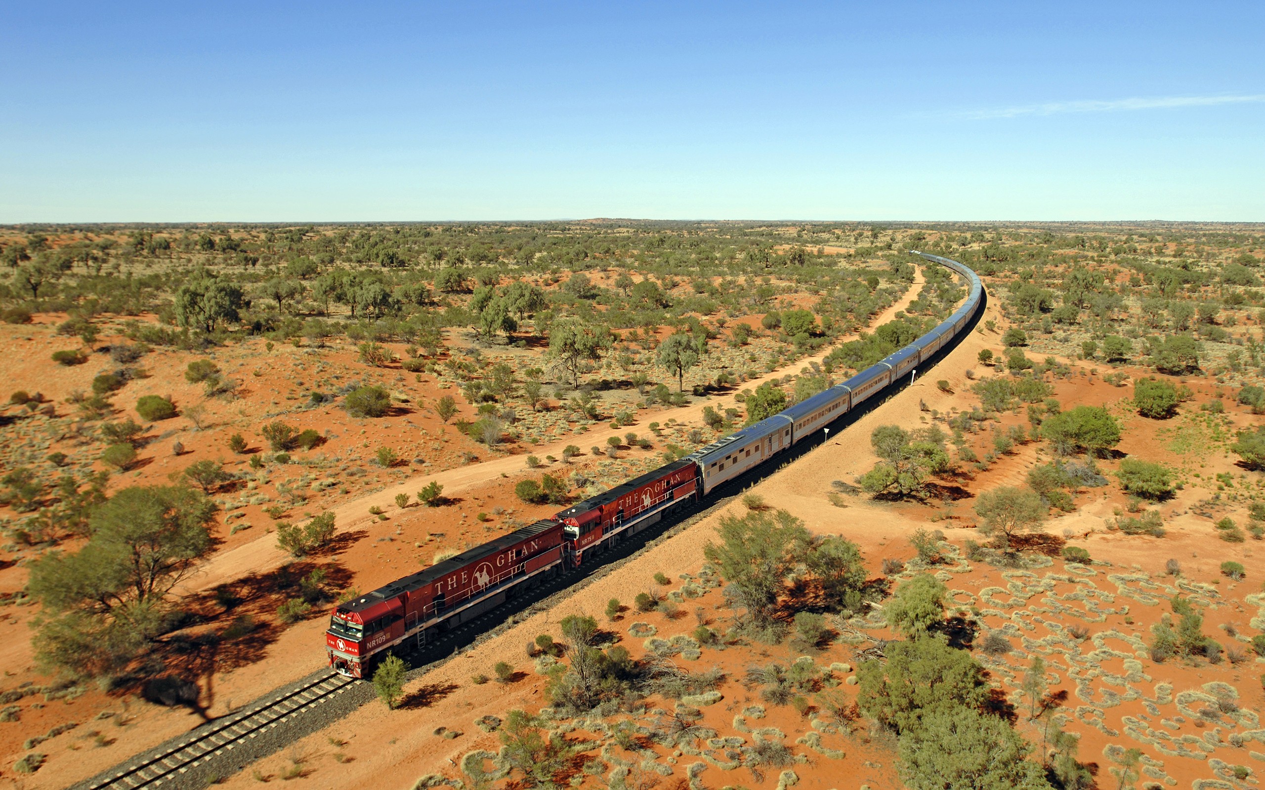 Train Diesel Locomotive Horizon Landscape Railway 2560x1600