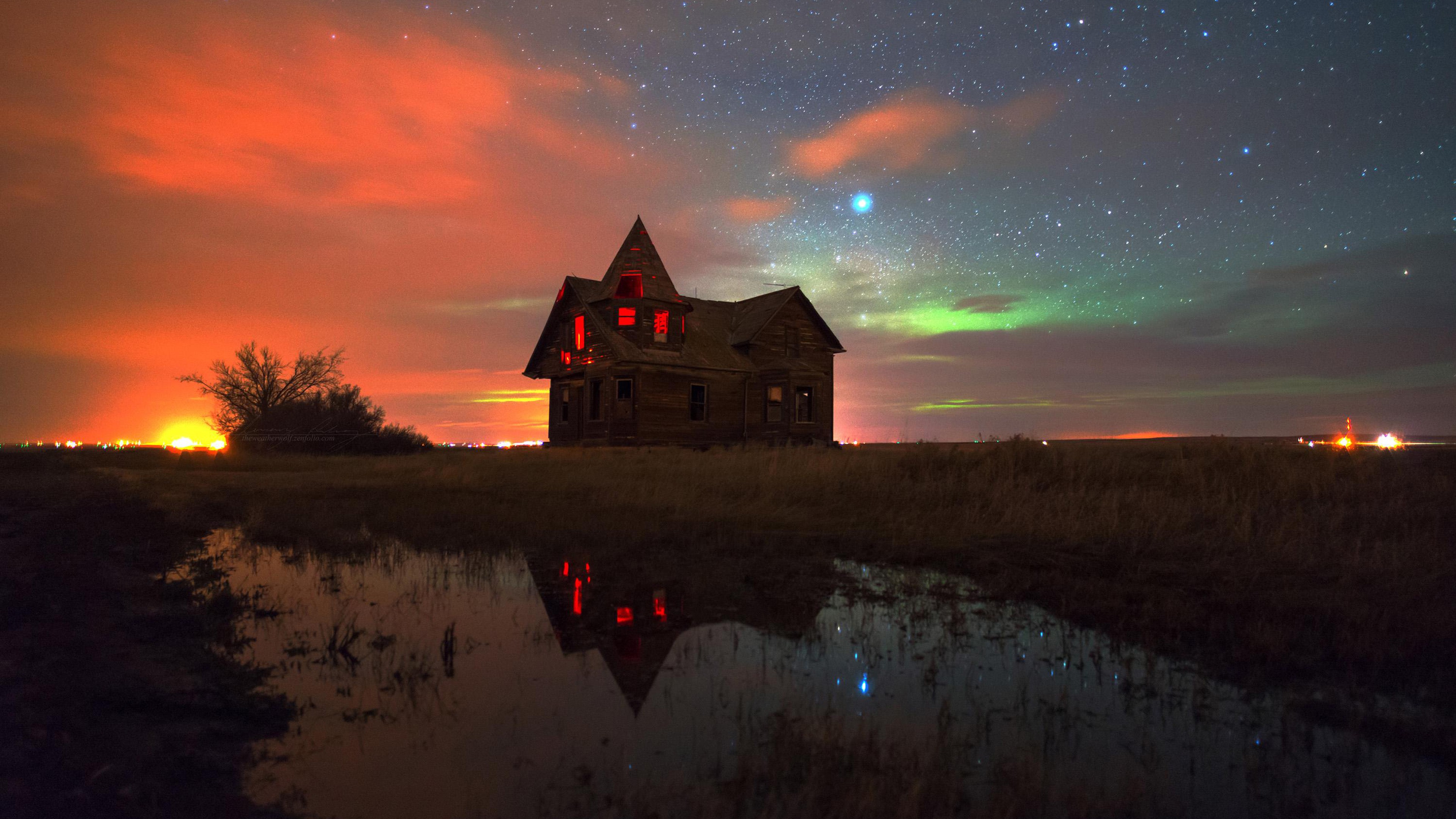 Colorful Shack Stars Aurora Borealis House Spooky Reflection Abandoned Puddle 3840x2160