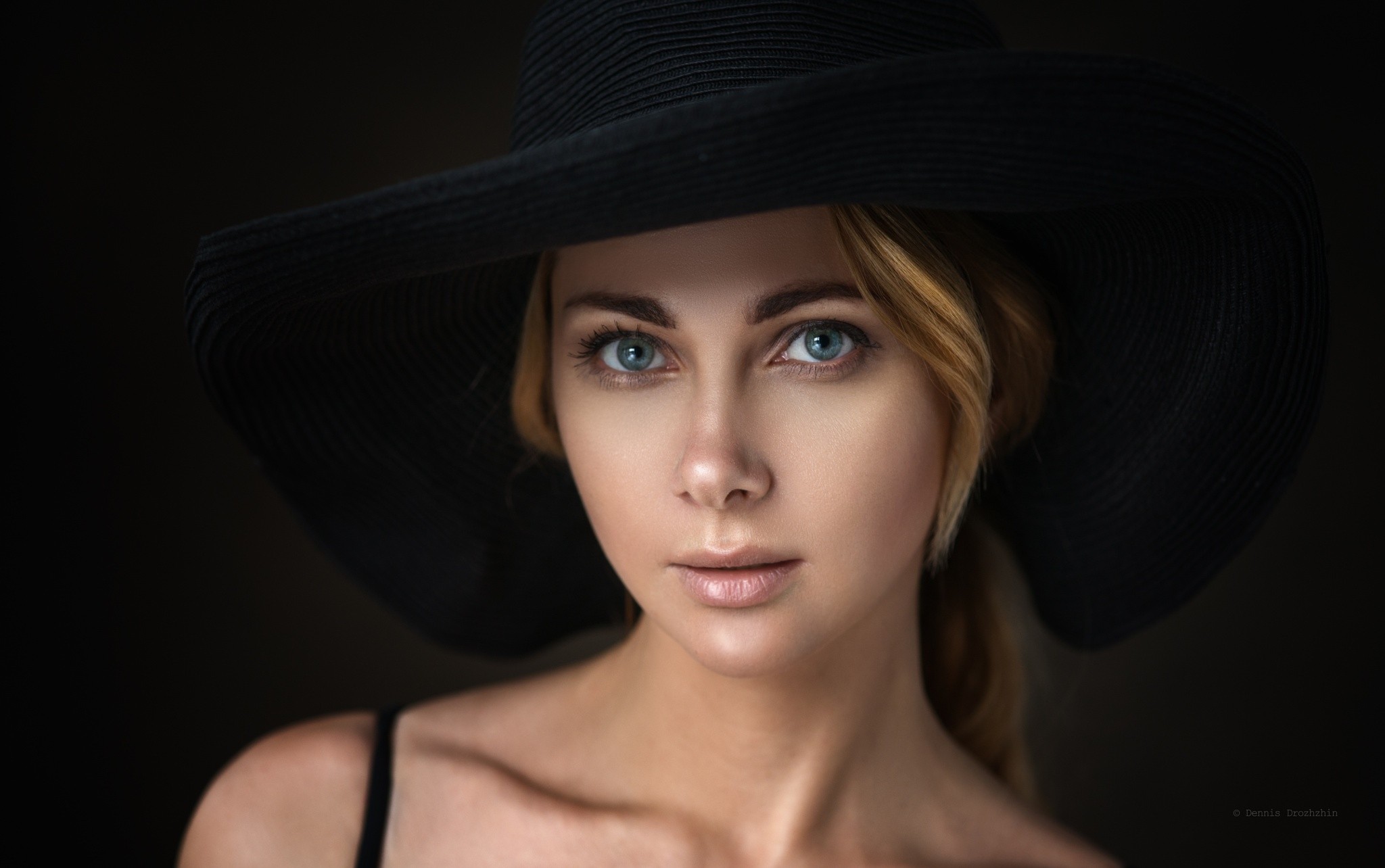 Women Face Portrait Blonde Hat Simple Background Dennis Drozhzhin Millinery Blue Eyes Looking At Vie 2048x1284