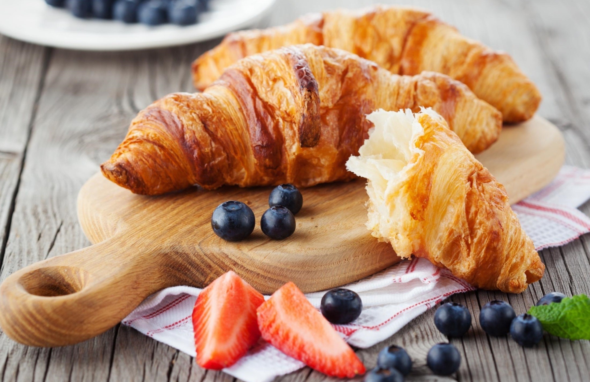 Food Sweets Croissants Cutting Board Blueberries Strawberries Mint Leaves 2000x1294