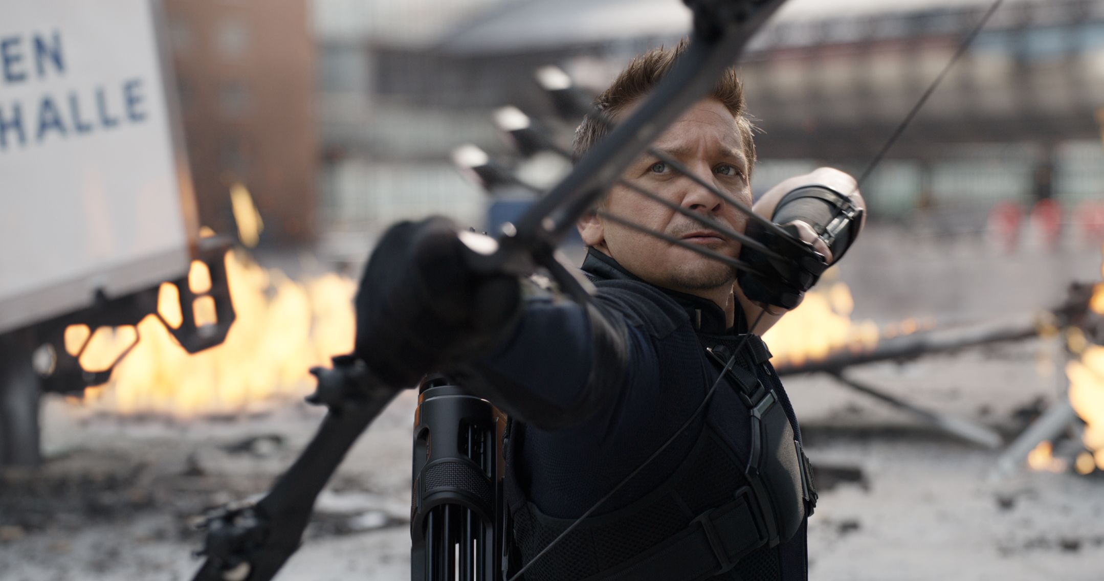 Captain America Civil War Jeremy Renner Hawkeye 2158x1136