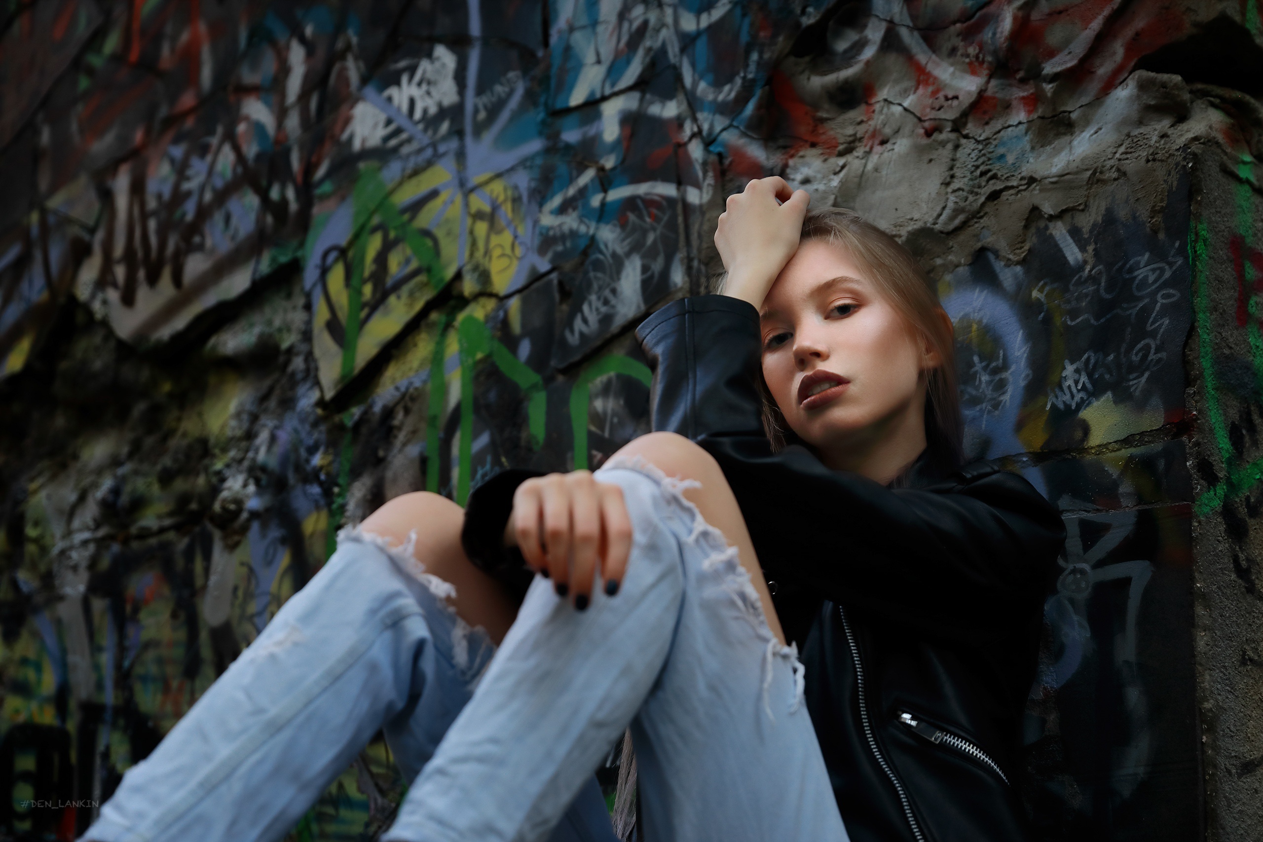 Torn Jeans Women Sitting Model Denis Lankin 2560x1707