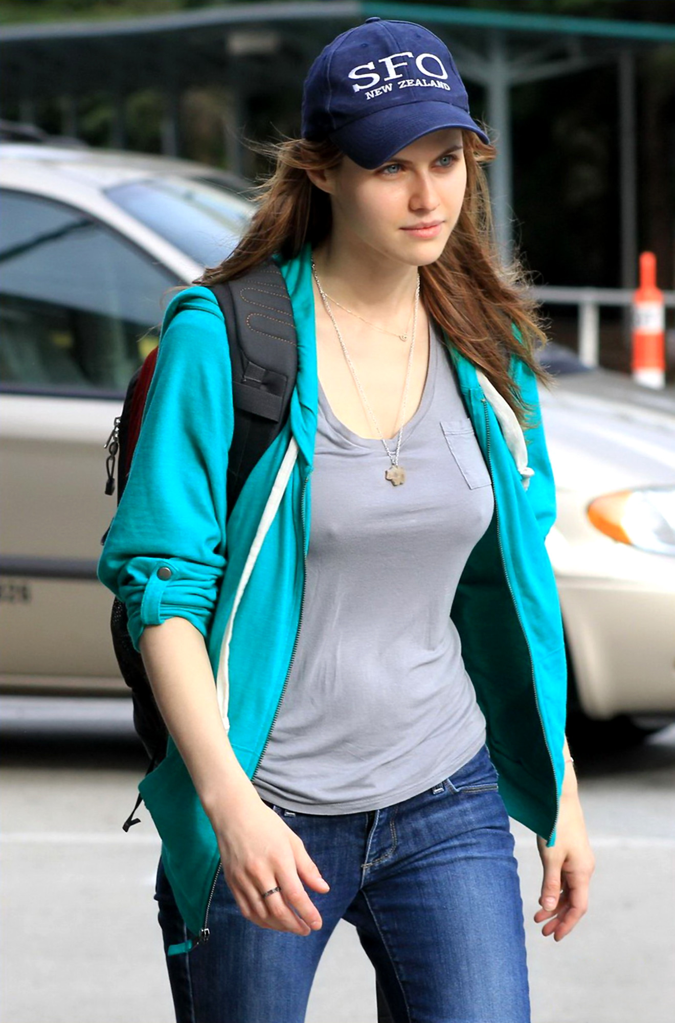 Alexandra Daddario Hollywood Women Blouse Blouses Grey Tops Baseball Caps Blue Jacket Public Actress 1320x2000