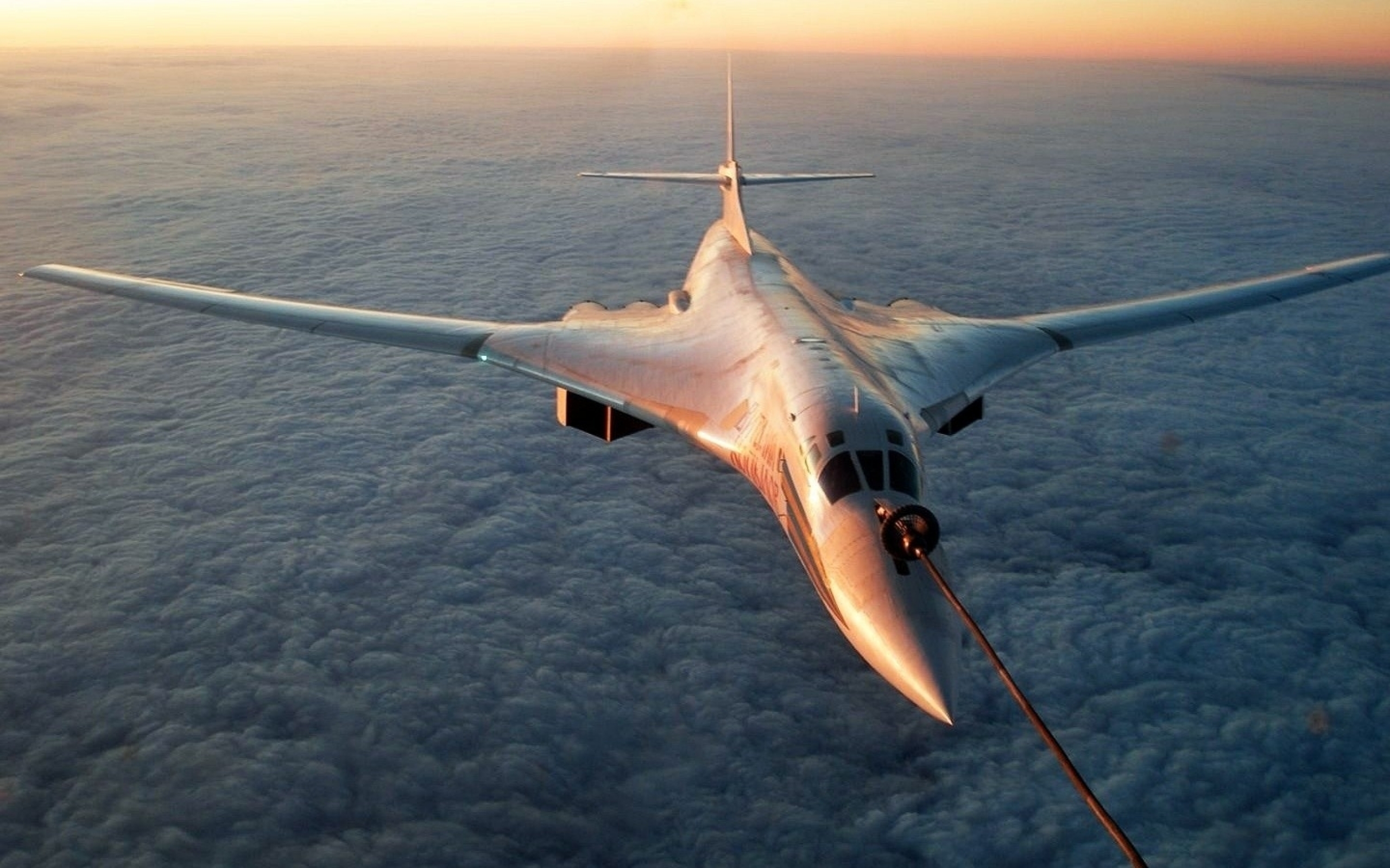 Military Tupolev Tu 160 2560x1600