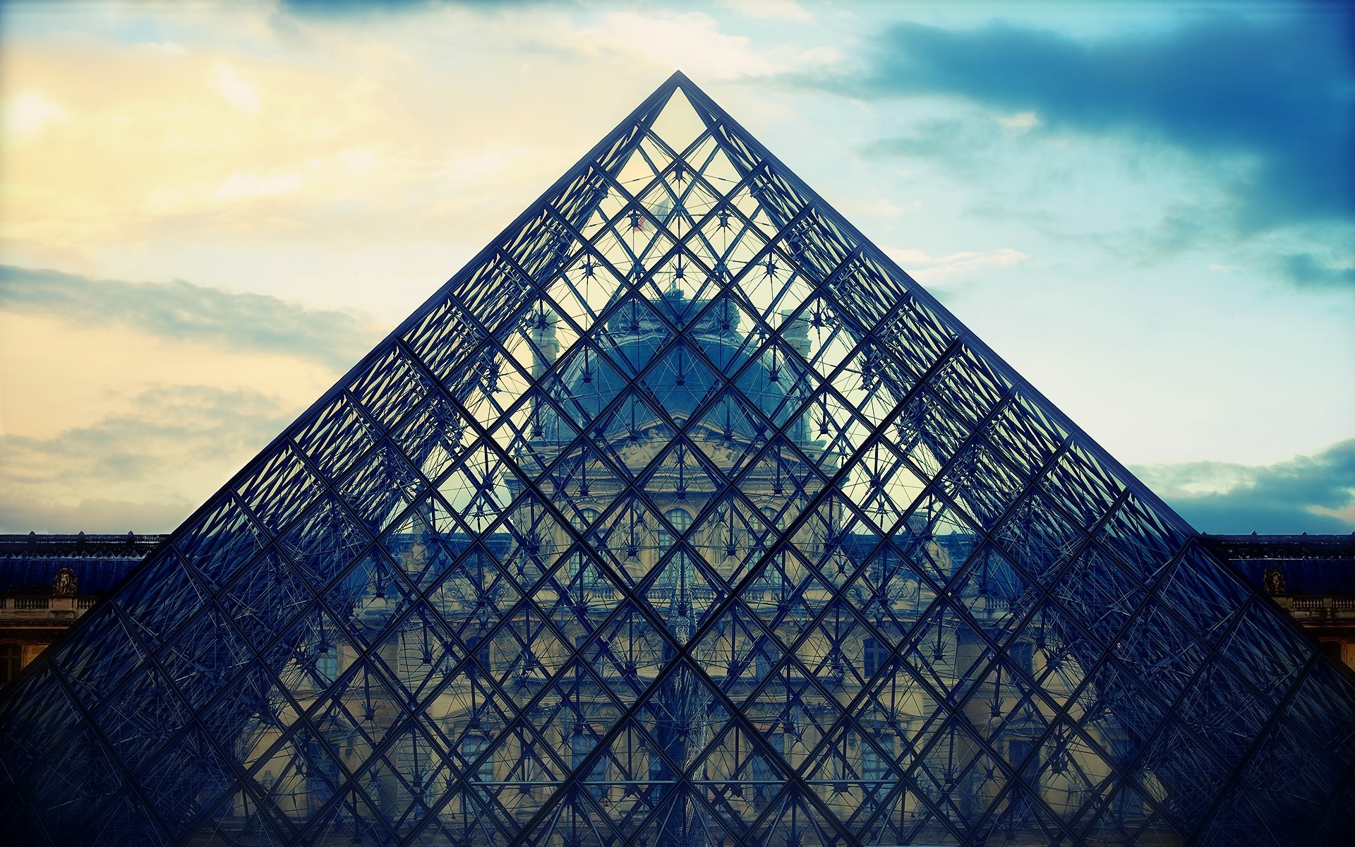 Louvre Museum Pyramid Paris Architecture 1920x1200