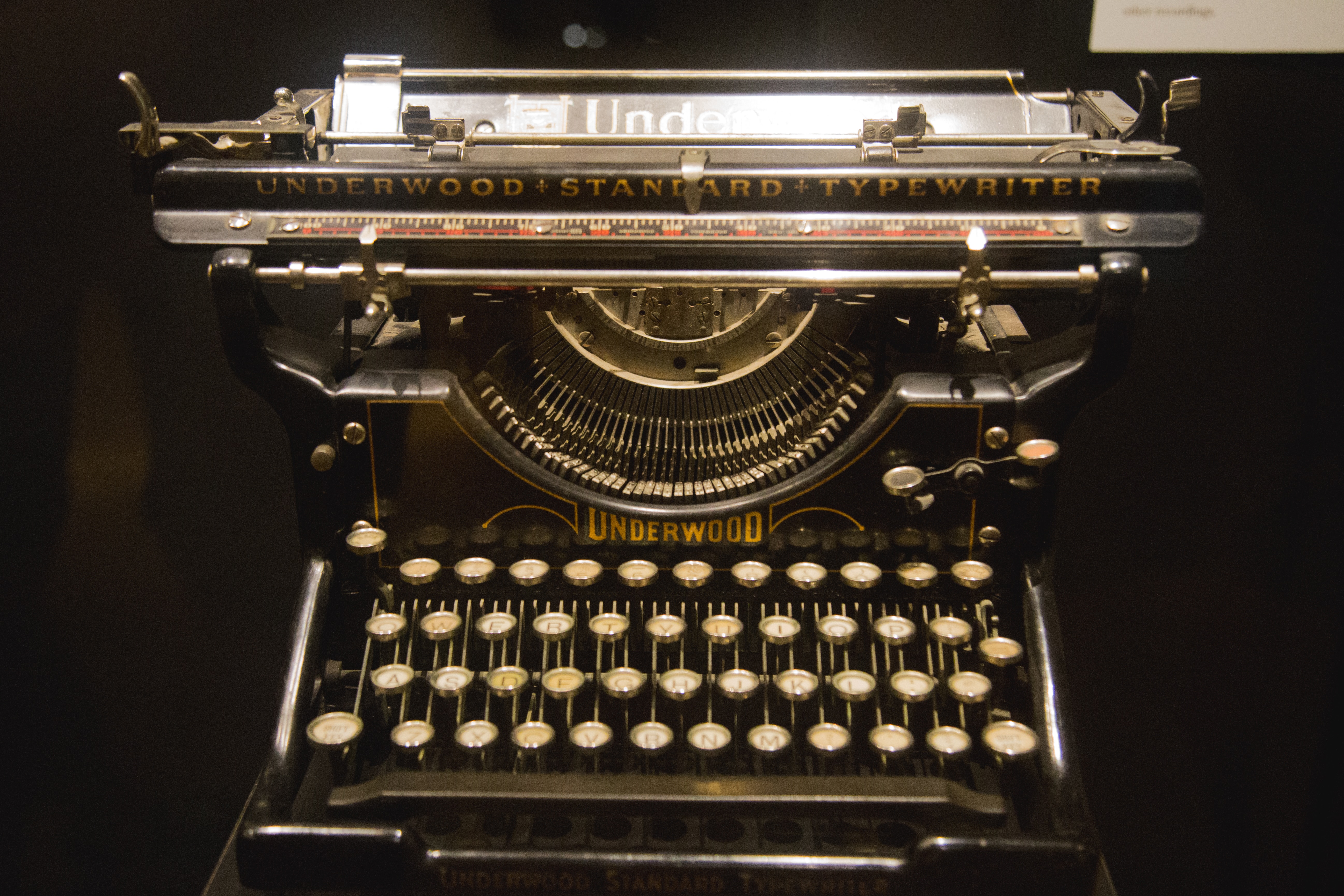 Typewriters Writing Old Antiques 5191x3461