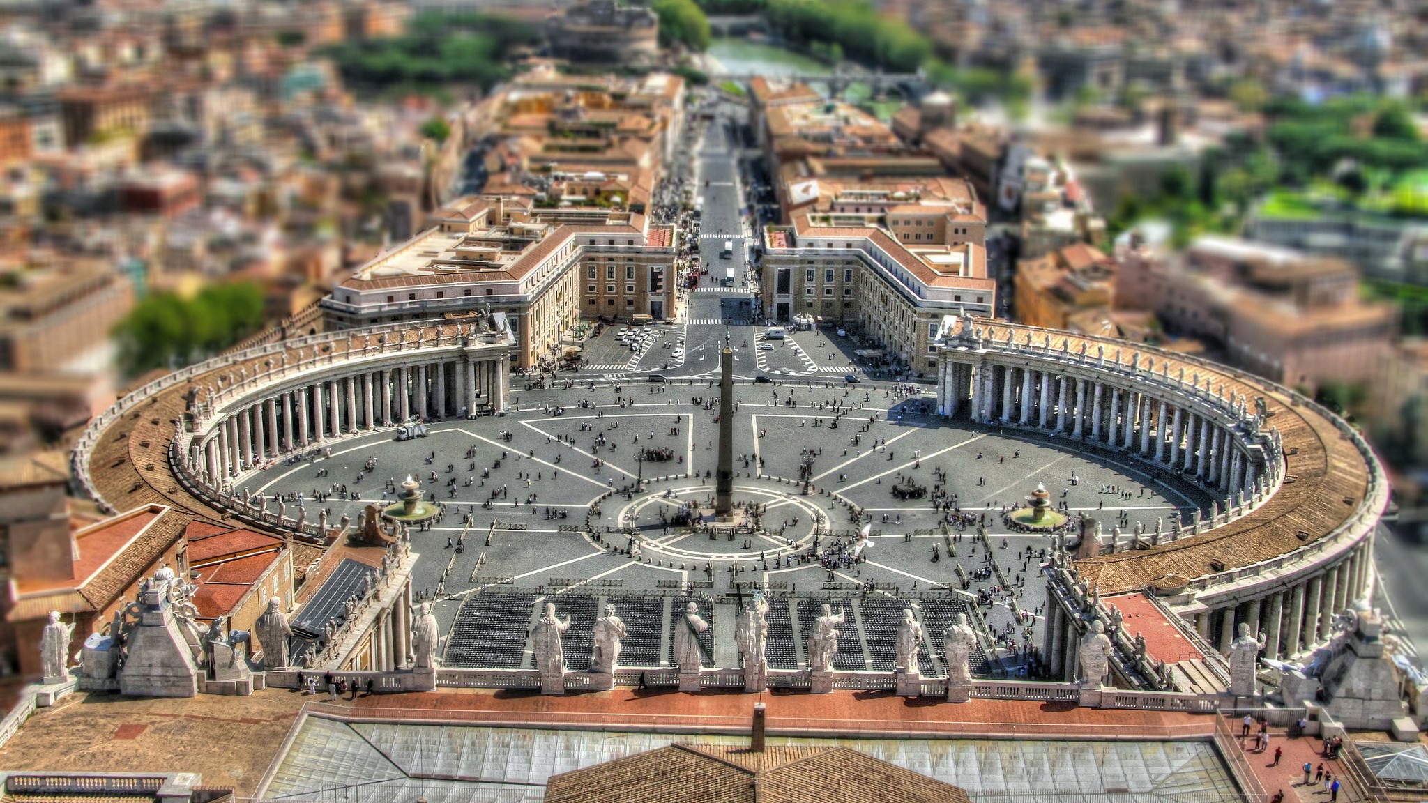 Rome Vatican City Blurred City Cityscape 2048x1152