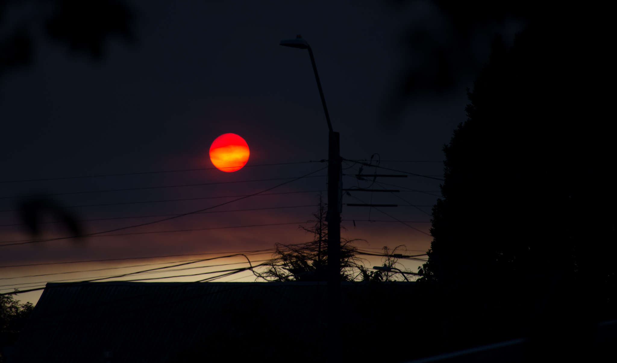 Smoke Red Sun Sunset Landscape Silhouette Dark 2048x1205