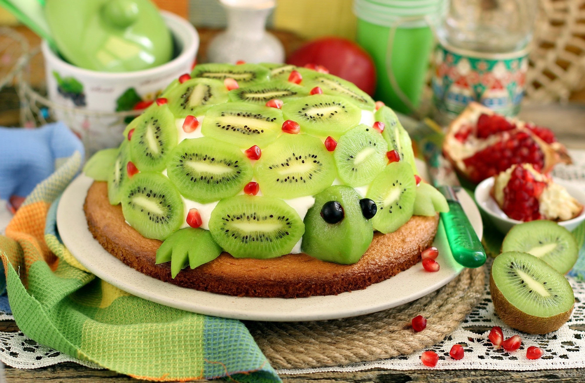 Kiwi Fruit Fruit Food Cake Dessert 2000x1309
