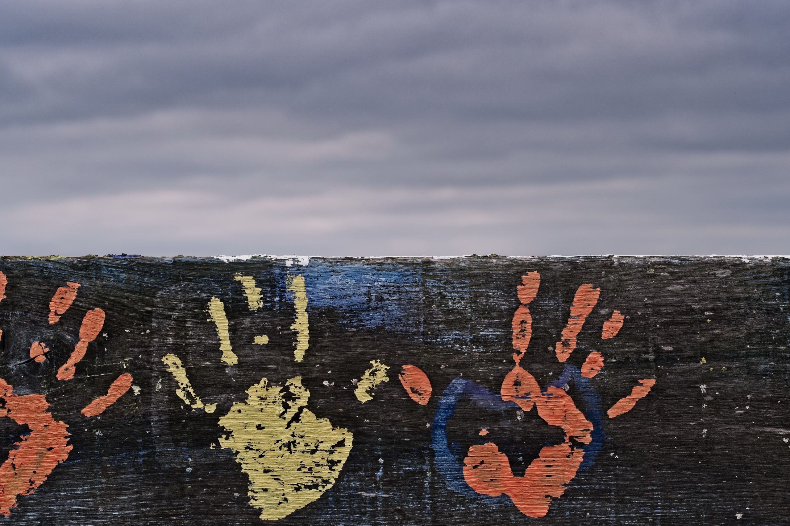 Wall Handprints Sky 2560x1707