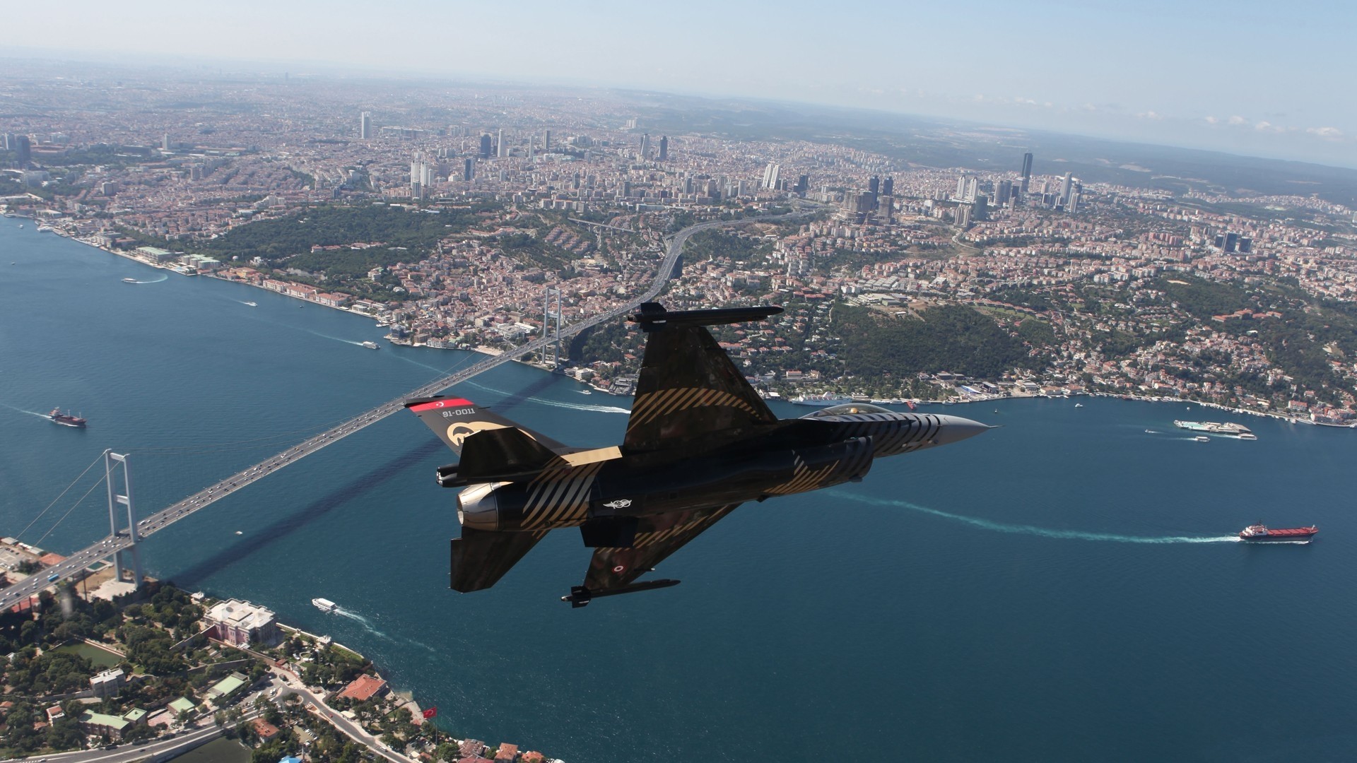 Istanbul Turkey Jet Fighter General Dynamics F 16 Fighting Falcon Bosphorus Bridge Military Aircraft 1920x1080