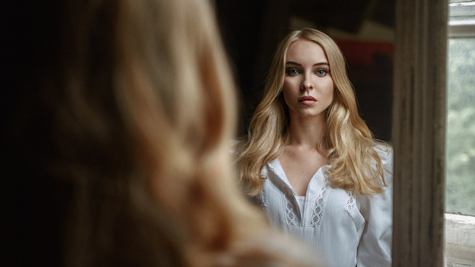 Women Blonde Face Blue Eyes Reflection Mirror White Shirt Wide Jaw Viktoria Pichkurova Victoria Pich 1600x900