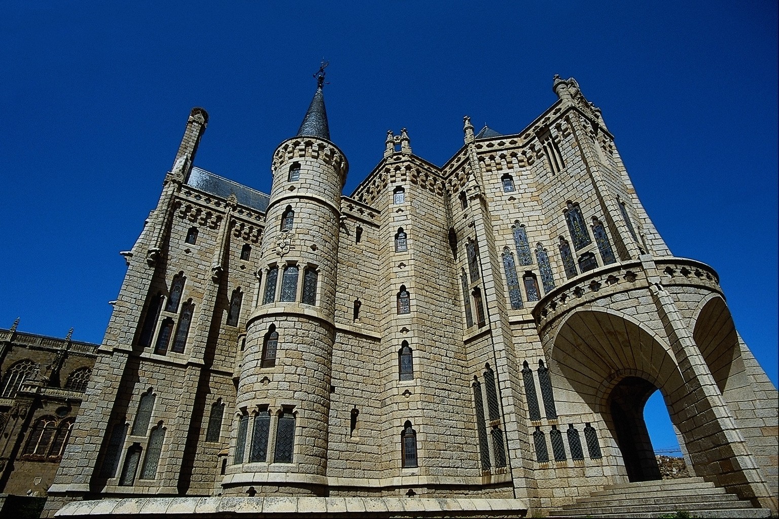 Castle Palace Spain Neogoth 1536x1024