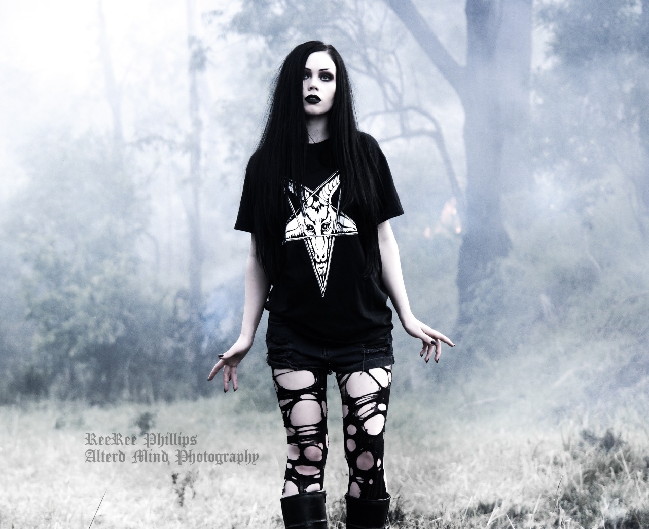 Women Gothic Ripped Clothes Black Clothing Pentagram Satanism Long Hair Dark Hair Black Lipstick Bla 1280x1044