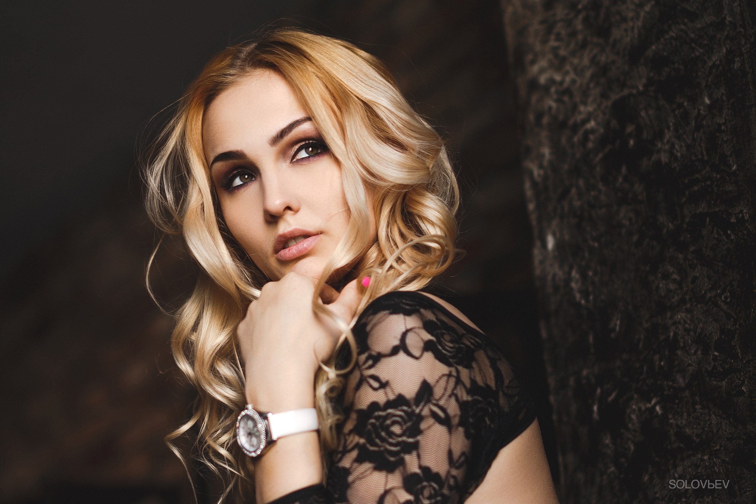 Olga Belaya Women Model Blonde Face Portrait Solovbev Artem Solov Ev Looking Away Curly Hair 2560x1707