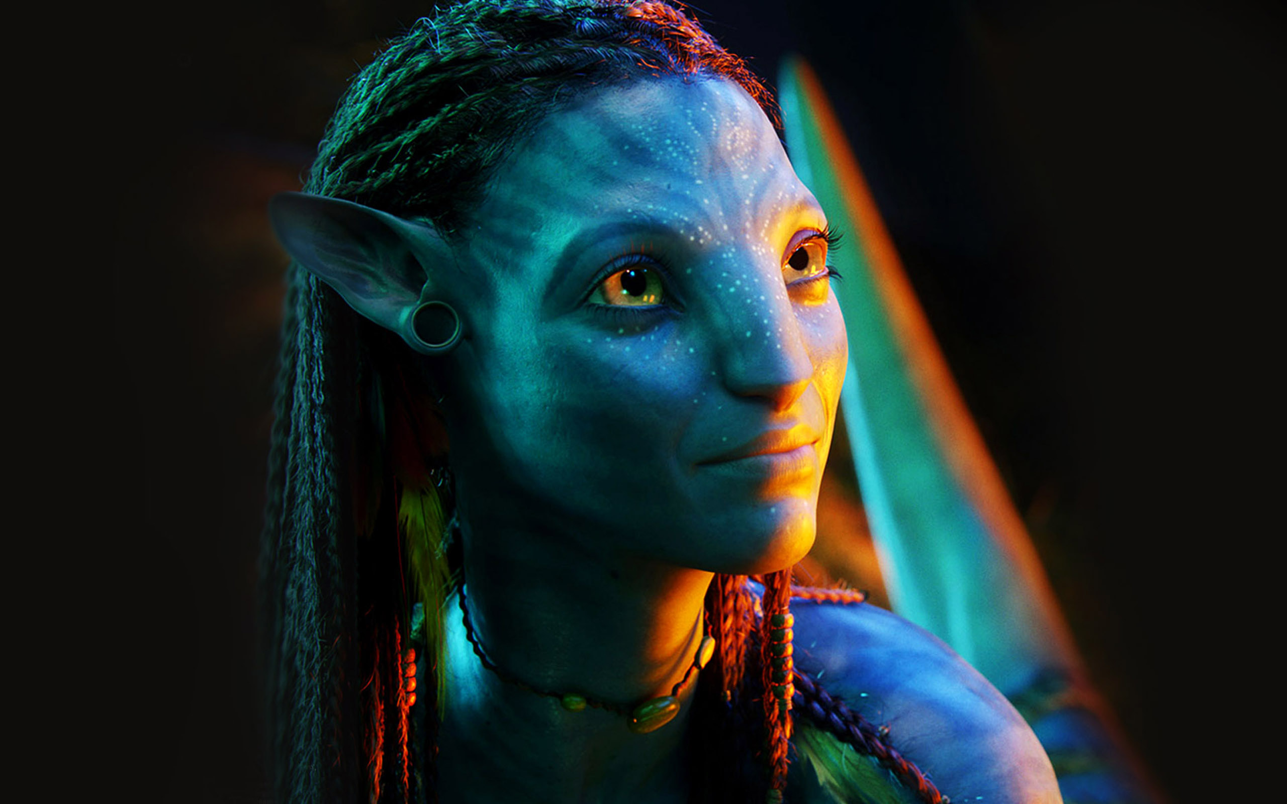 Neytiri Avatar Avatar Smile Long Hair Black Hair Pointed Ears Necklace Earrings Yellow Eyes 2560x1600